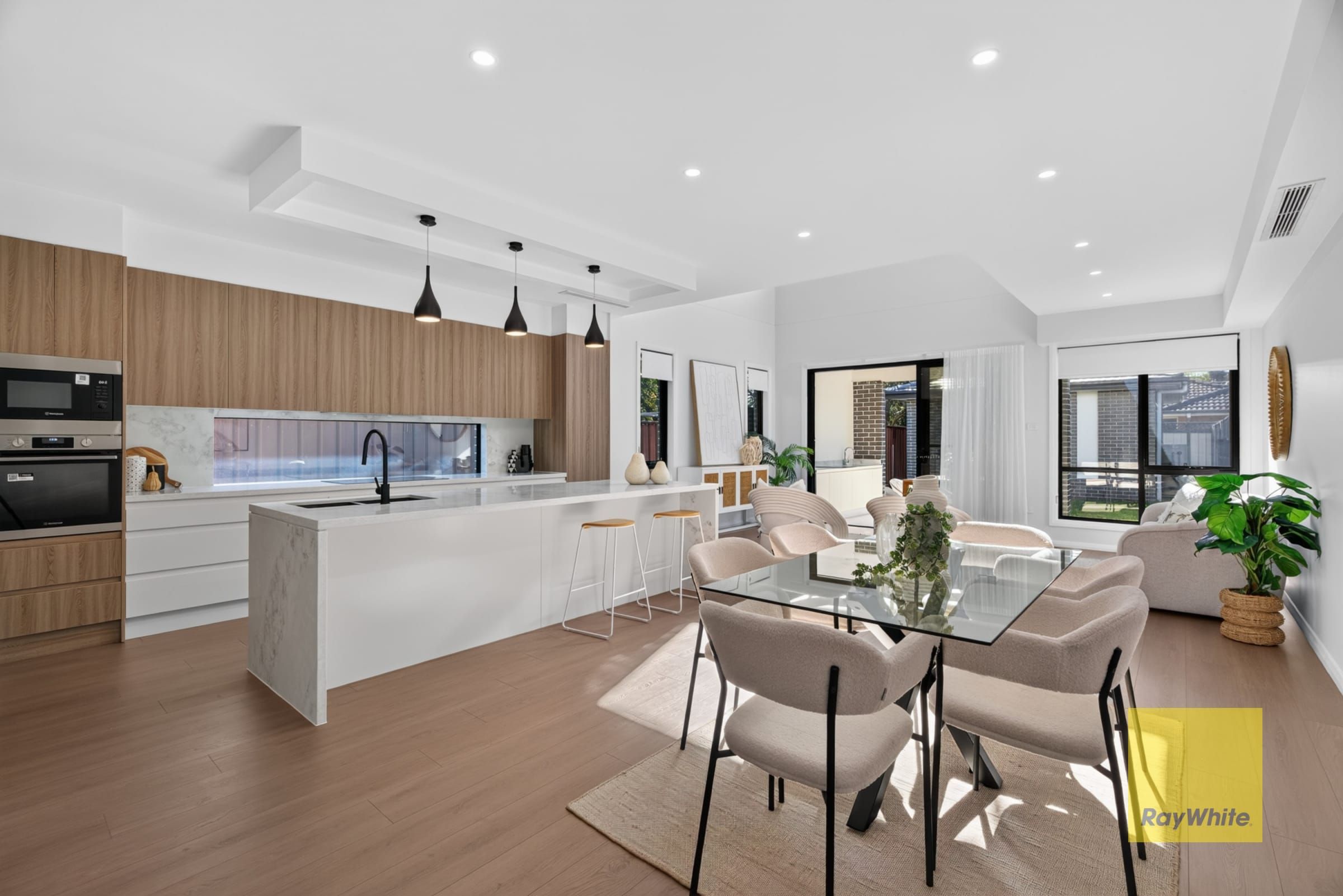 41 Donald Avenue — photo 5 of 28