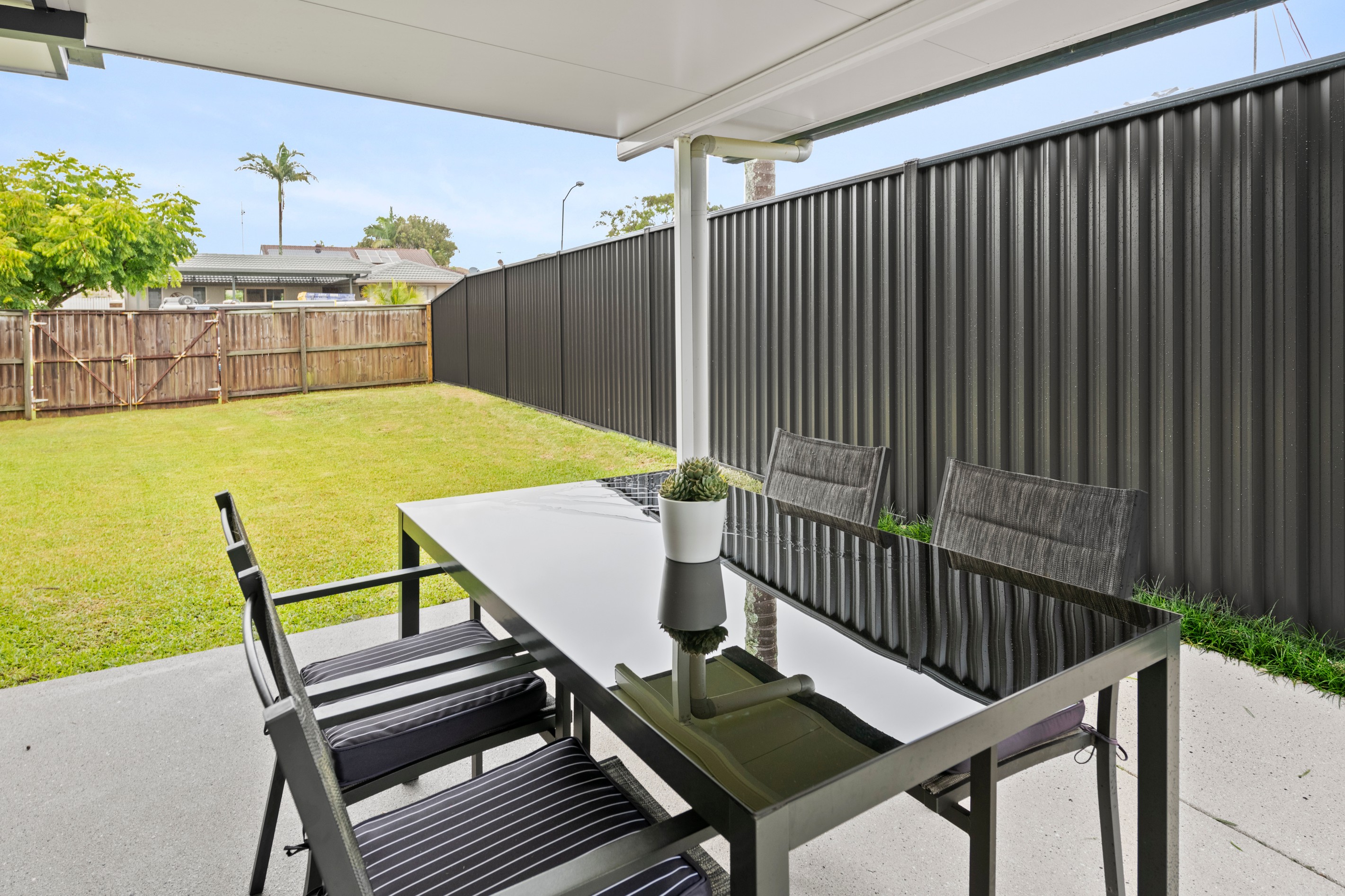 2/40 Montezuma Drive, Burleigh Waters, QLD 4220
