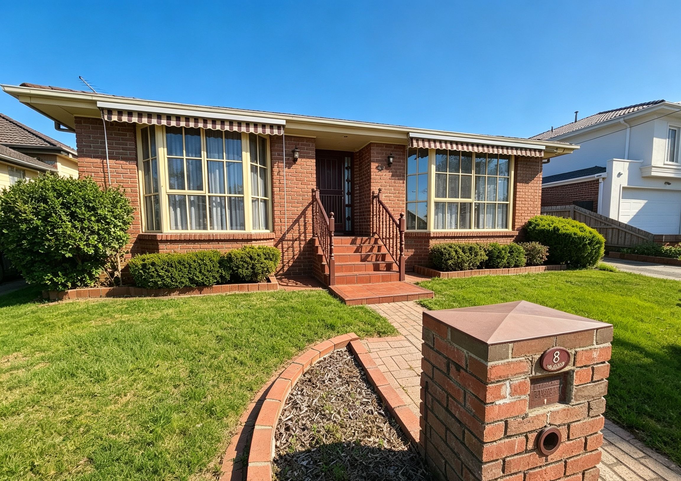 1/8 Service Road — photo from Ray White Balwyn