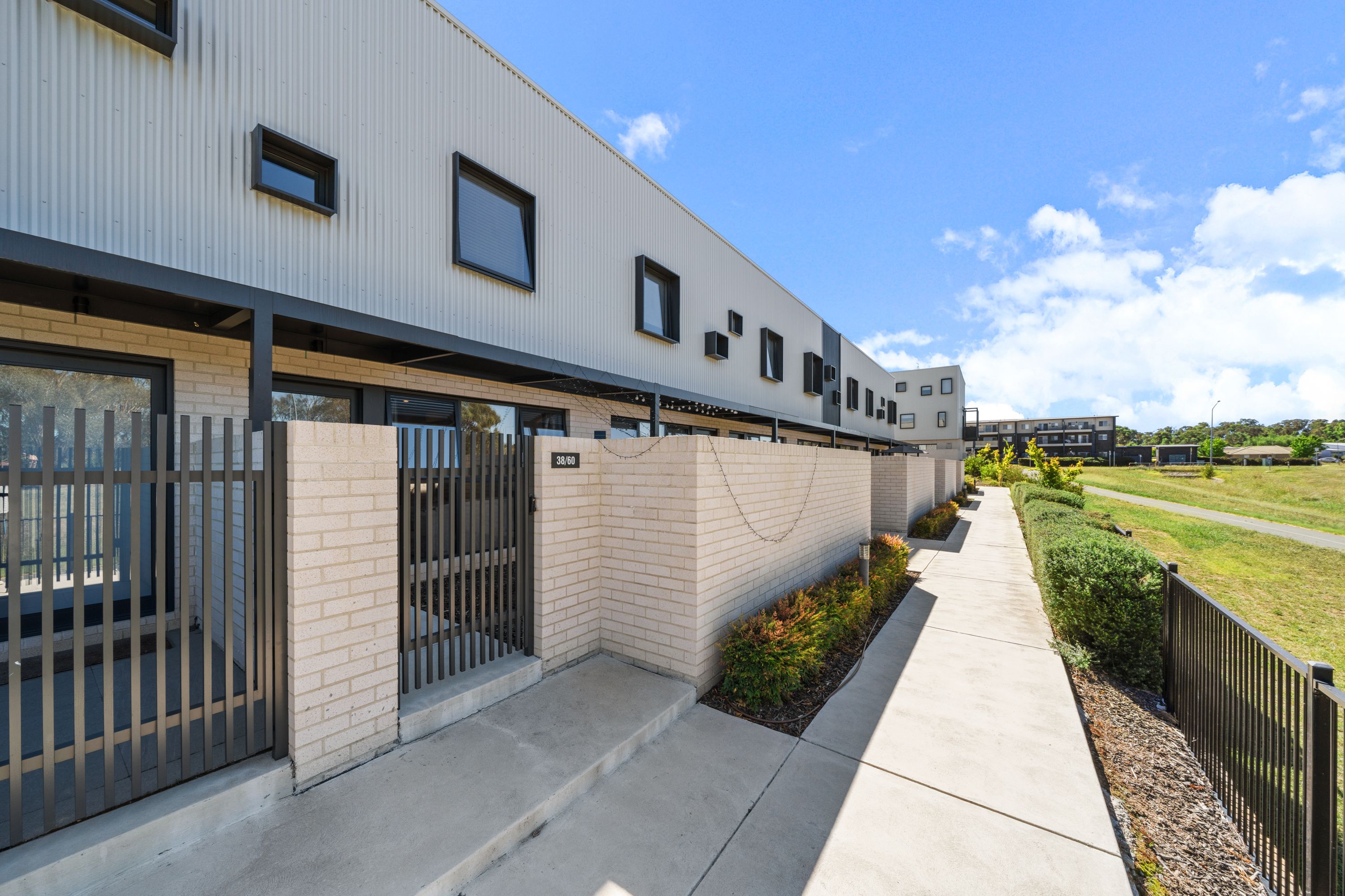 60 Kingsland Parade, Casey ACT 2913