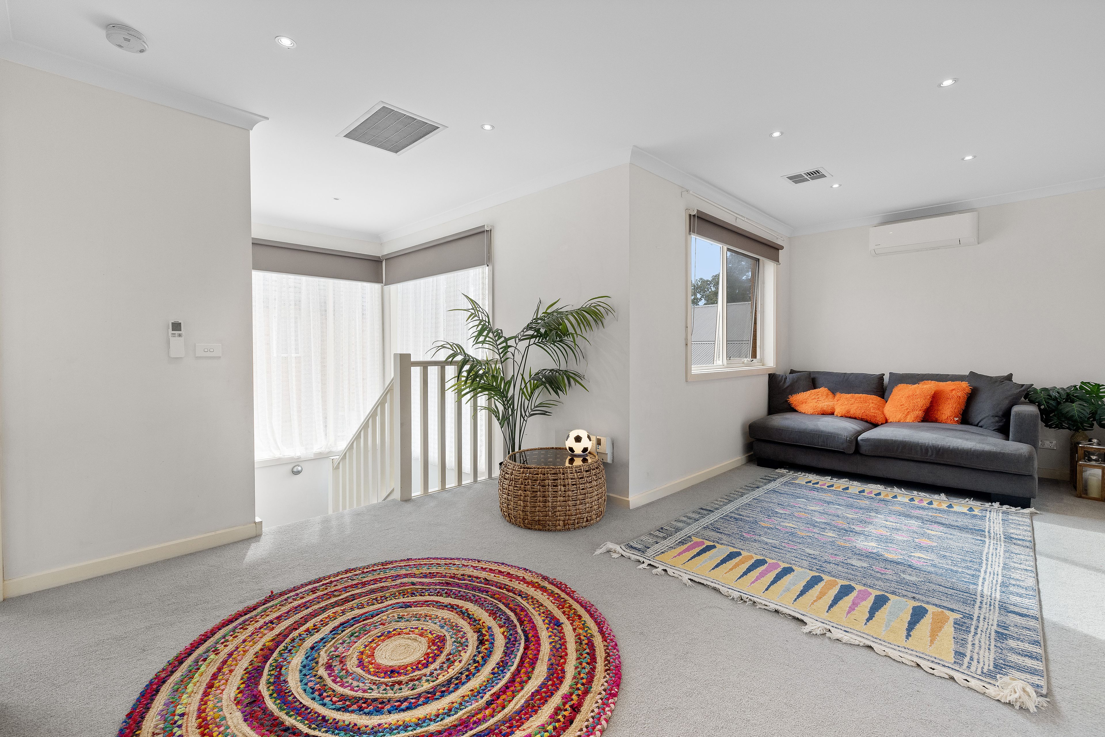 2/55-57 Sunningdale Crescent — photo 11 of 23
