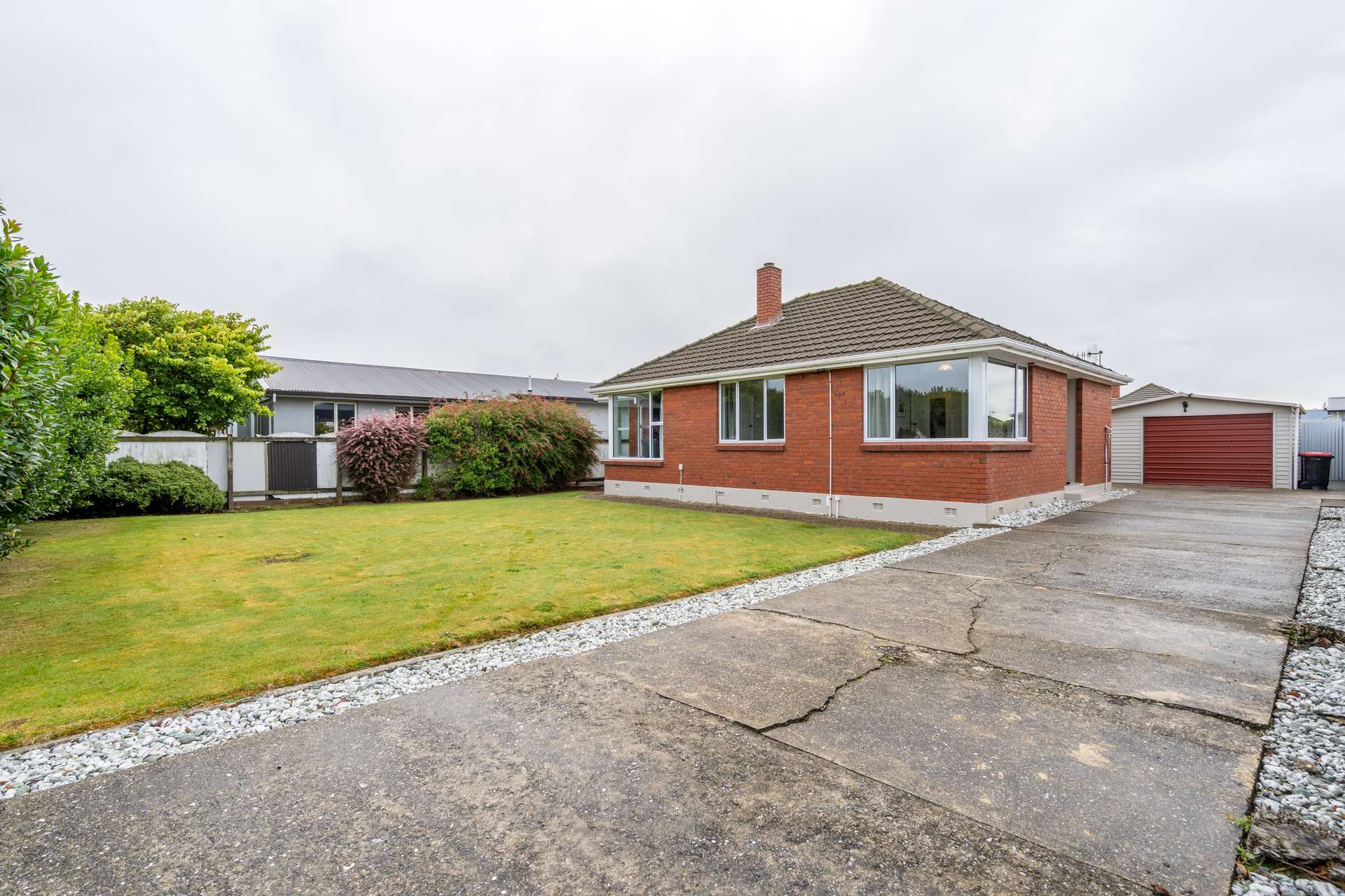 82 Saturn Street photo 21