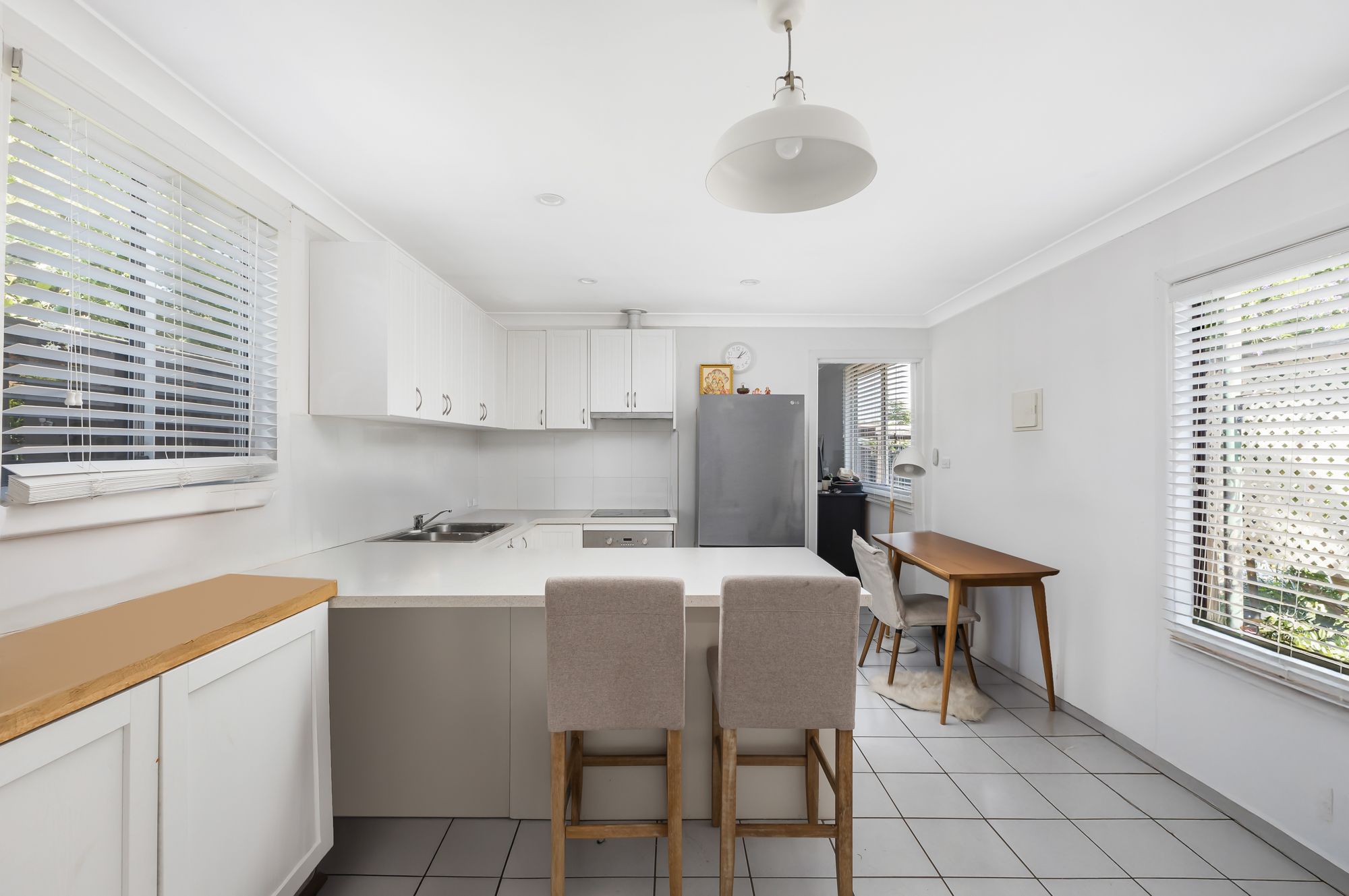 21 Sutton Road — photo 3 of 10