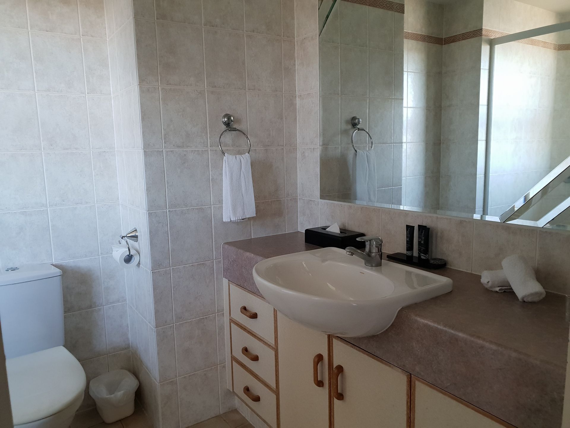 1508B/3400-3420 Surfers Paradise Boulevarde — photo 7 of 10