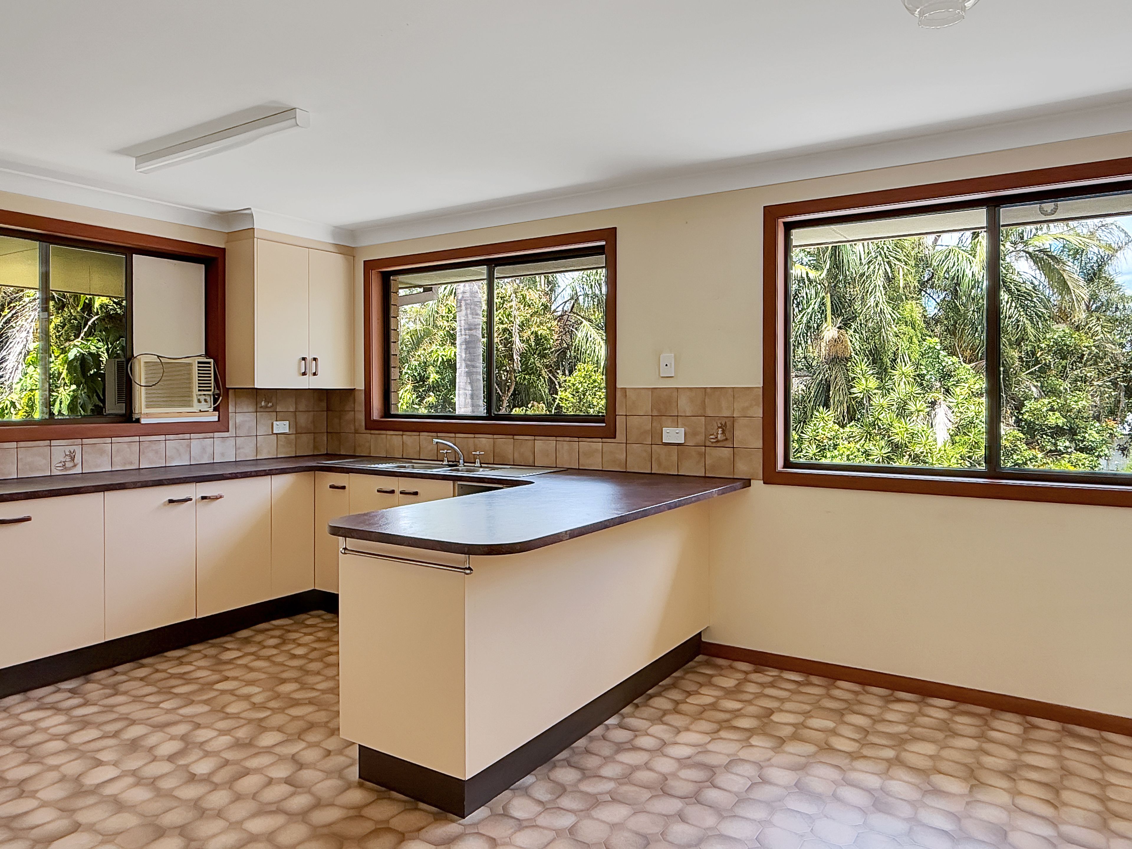 63 Lennox Street — photo 5 of 24