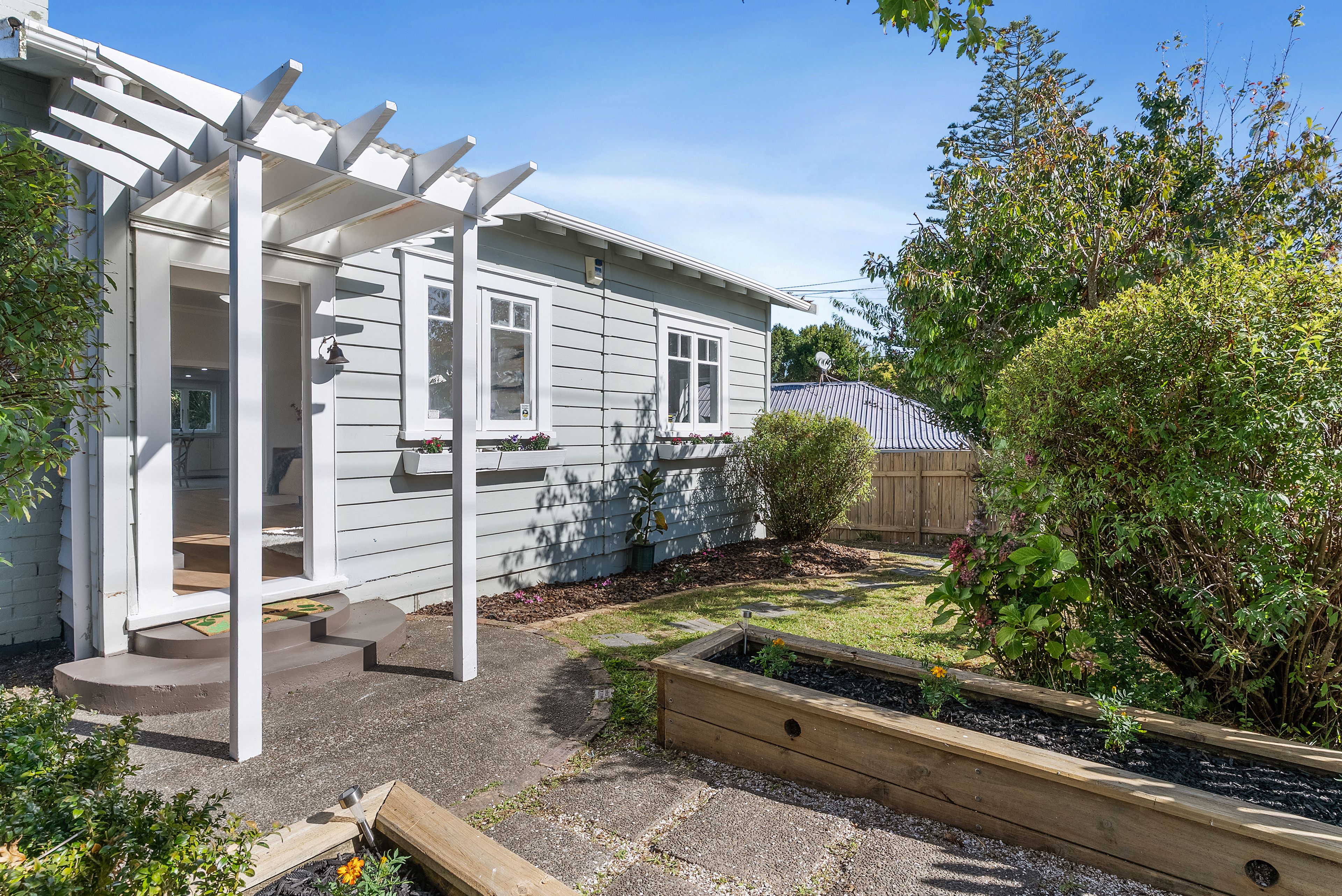 28B Fruitvale Road, New Lynn, Waitakere City