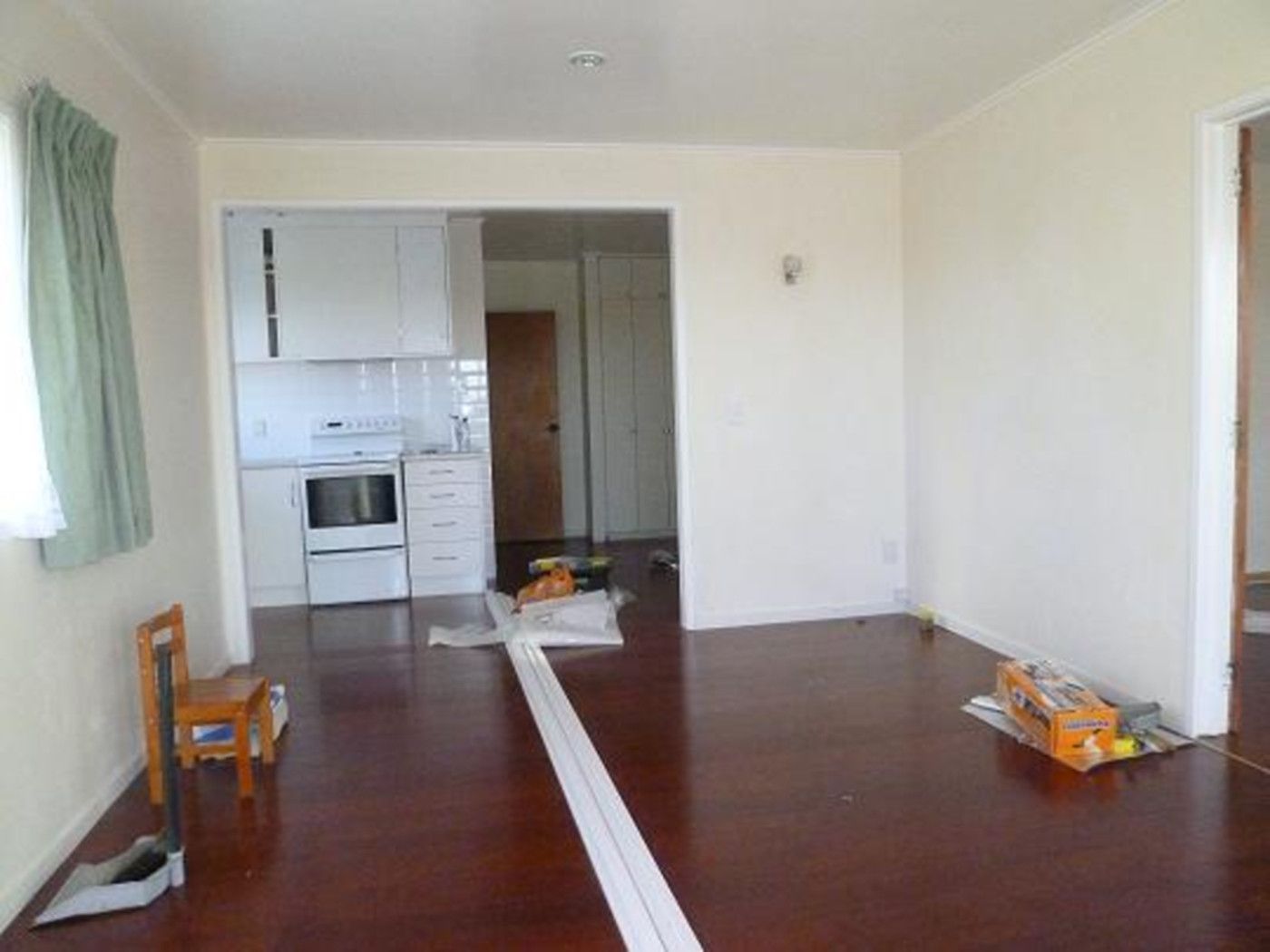 65 Chequers Avenue, Glenfield, North Shore City
