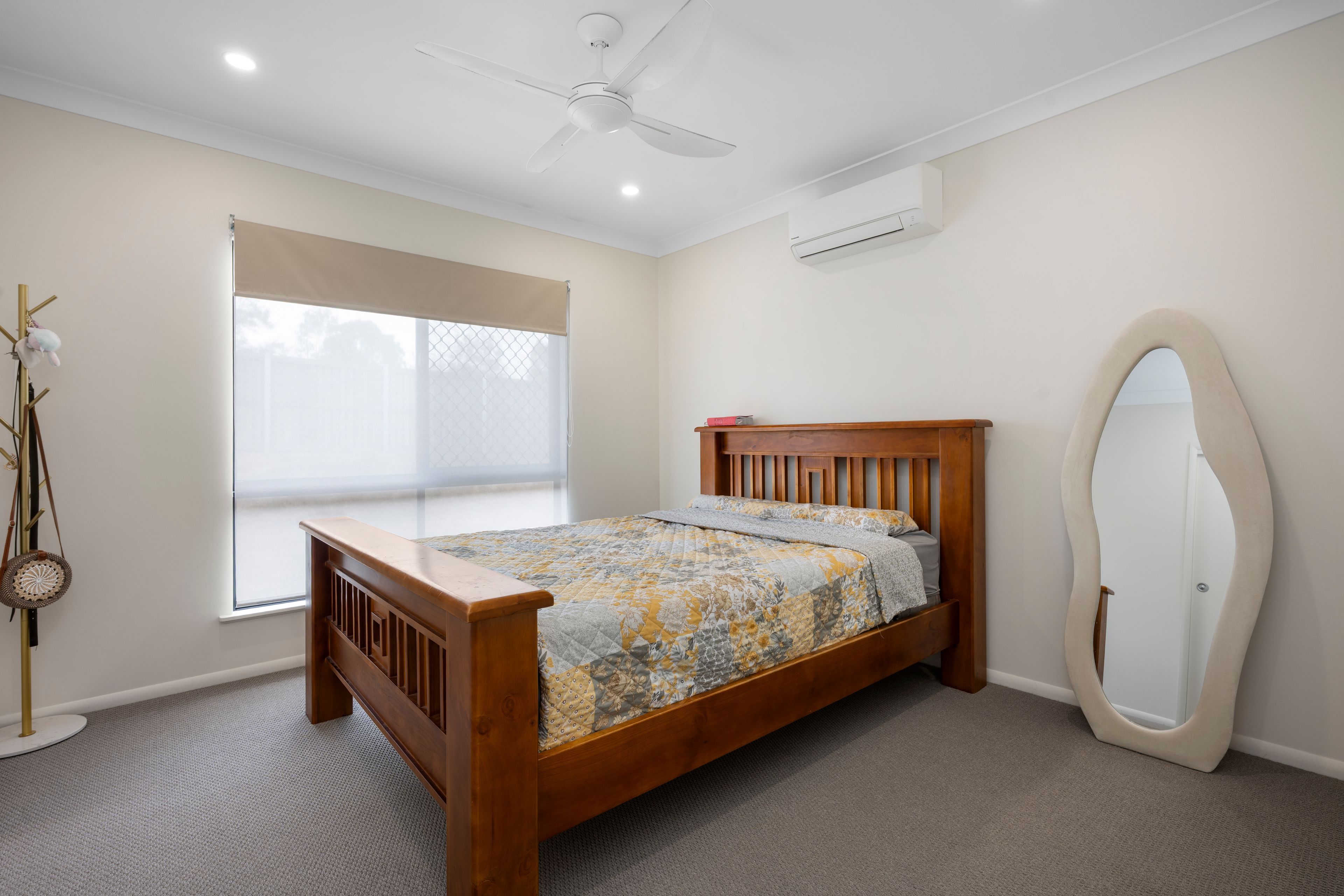 28 Calvana Crescent — photo 5 of 10