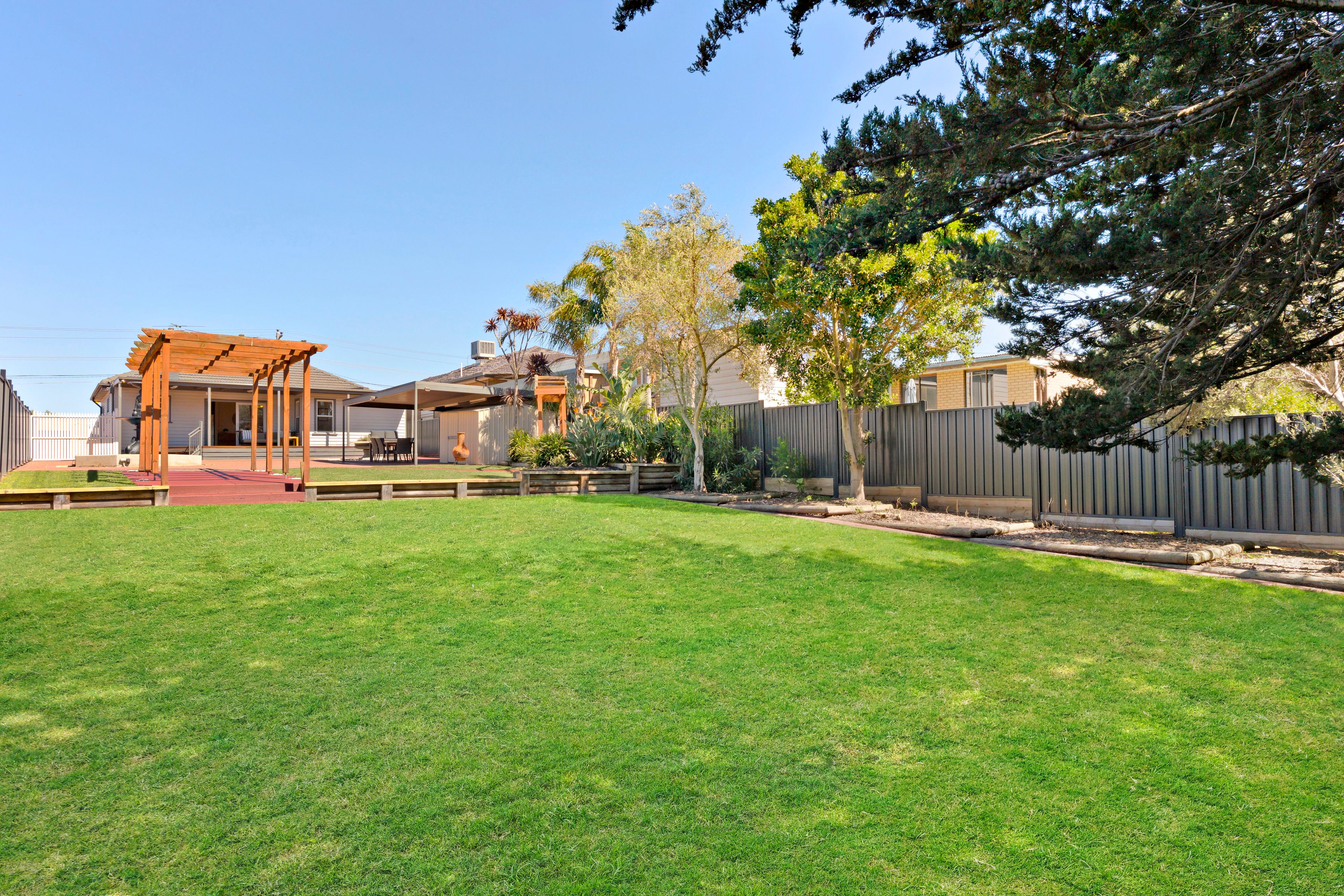 14 Mernda Street — photo 13 of 13