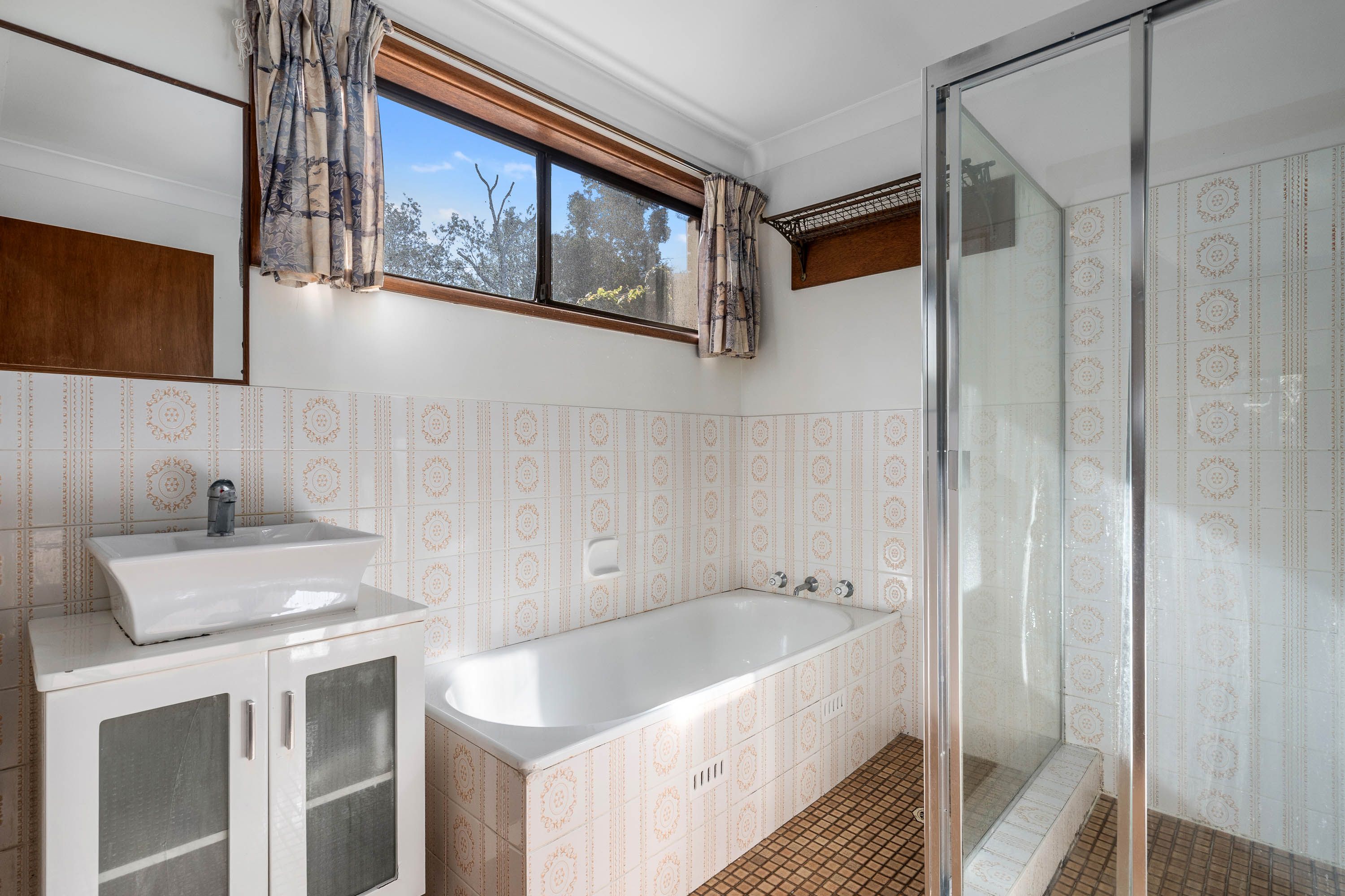 125 Gungah Bay Road — photo 9 of 11