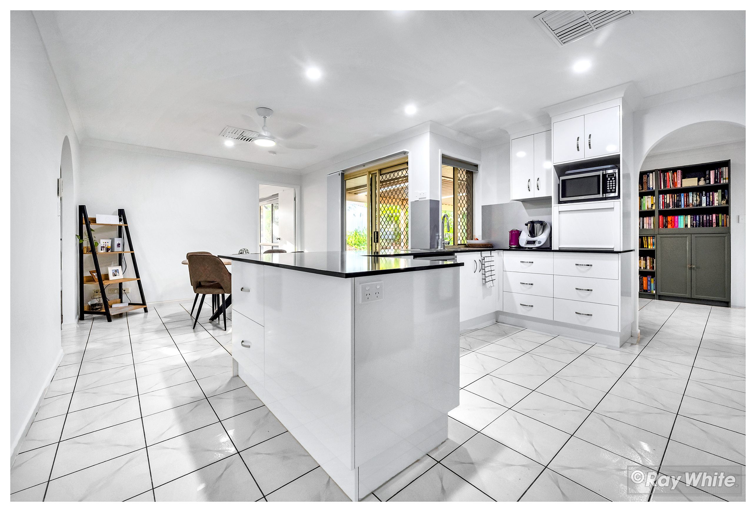 5 Ames Street, Kawana, QLD 4701