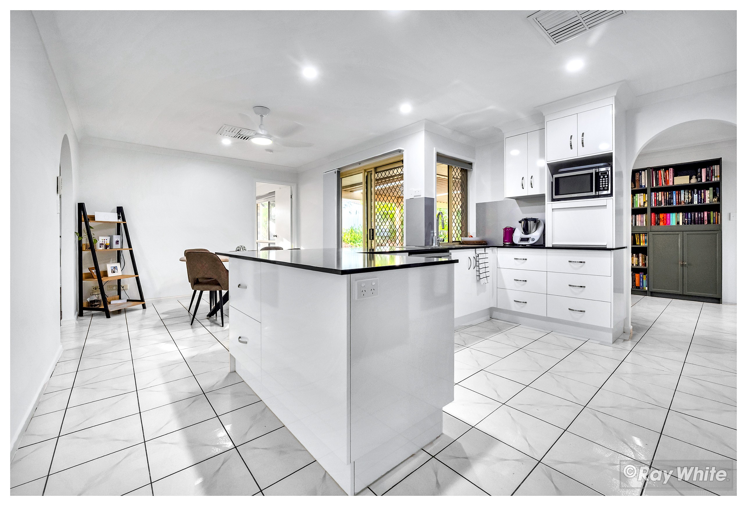 5 Ames Street, Kawana, QLD 4701