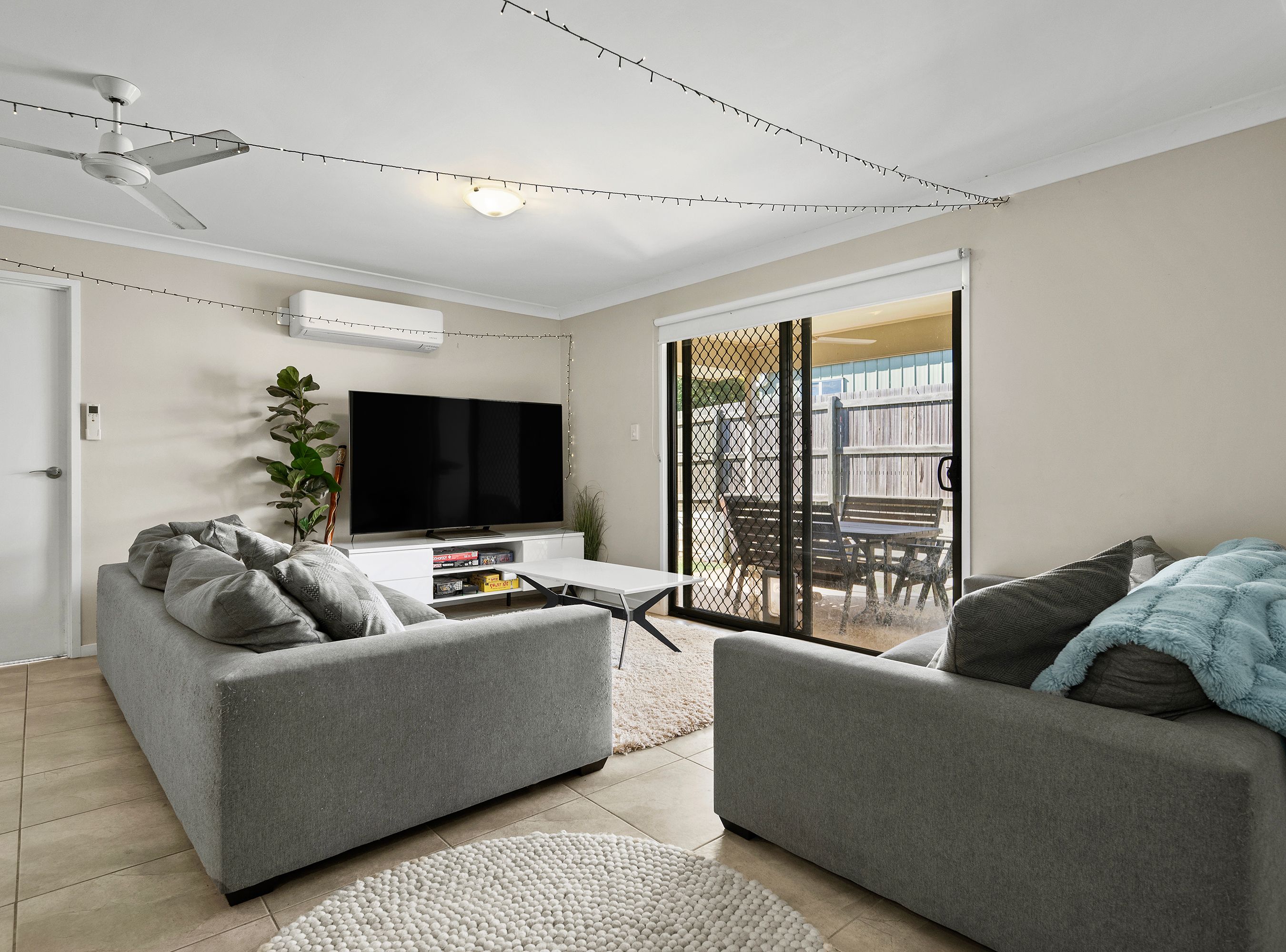 2/8 Robin Court, Kleinton, QLD 4352