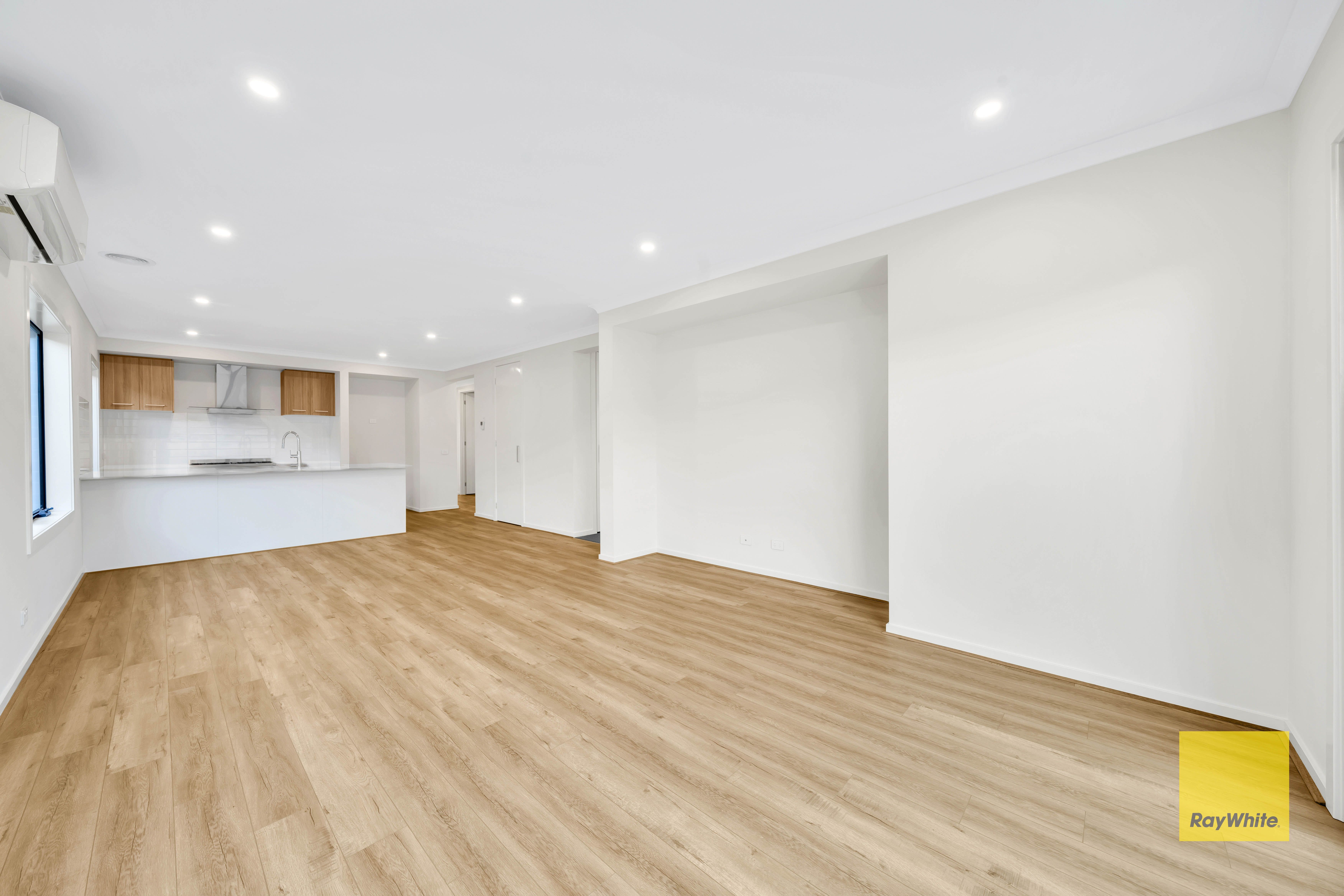 30 Fieldia Road — photo 3 of 10