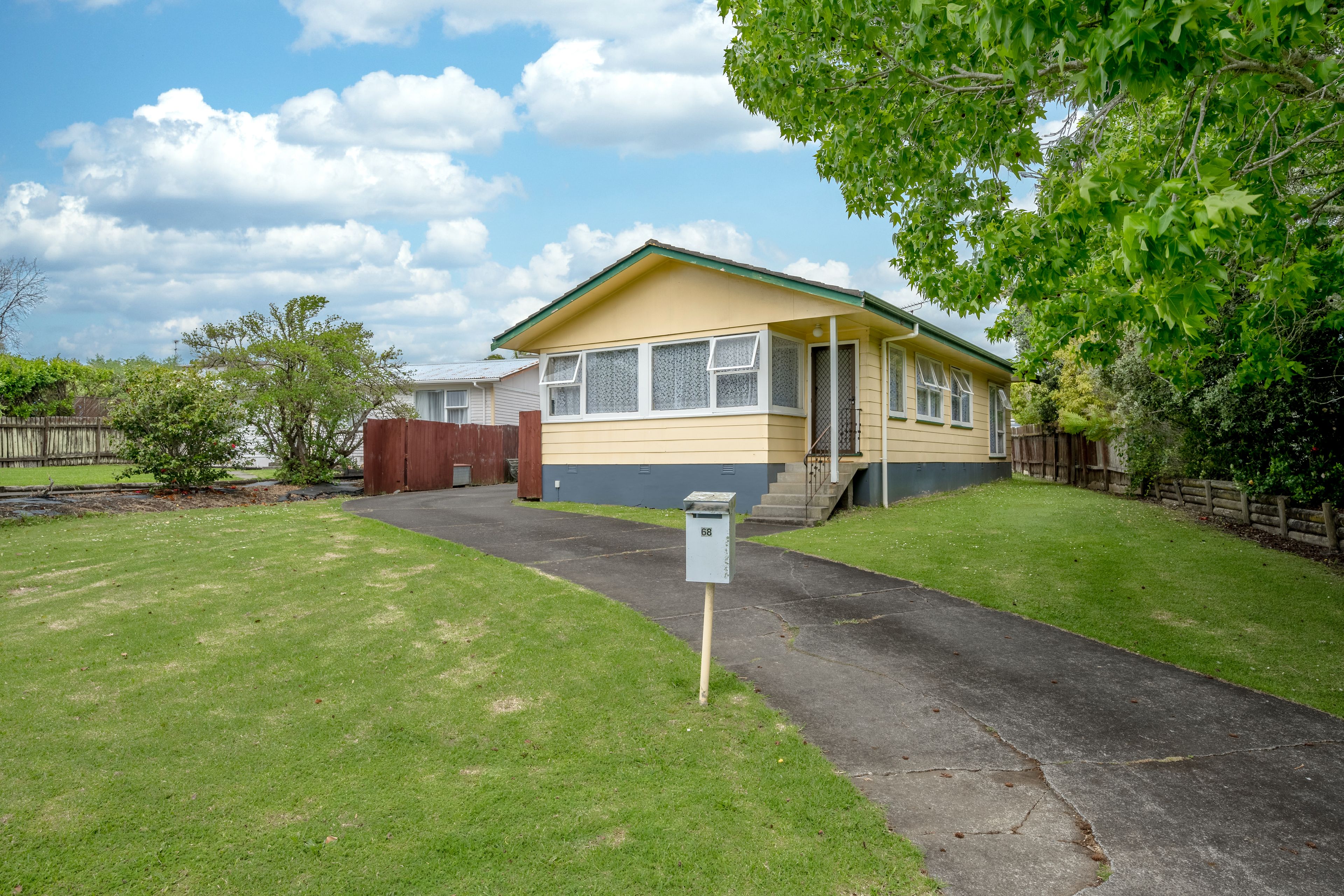68 Patons Road, Howick, Manukau City 2014