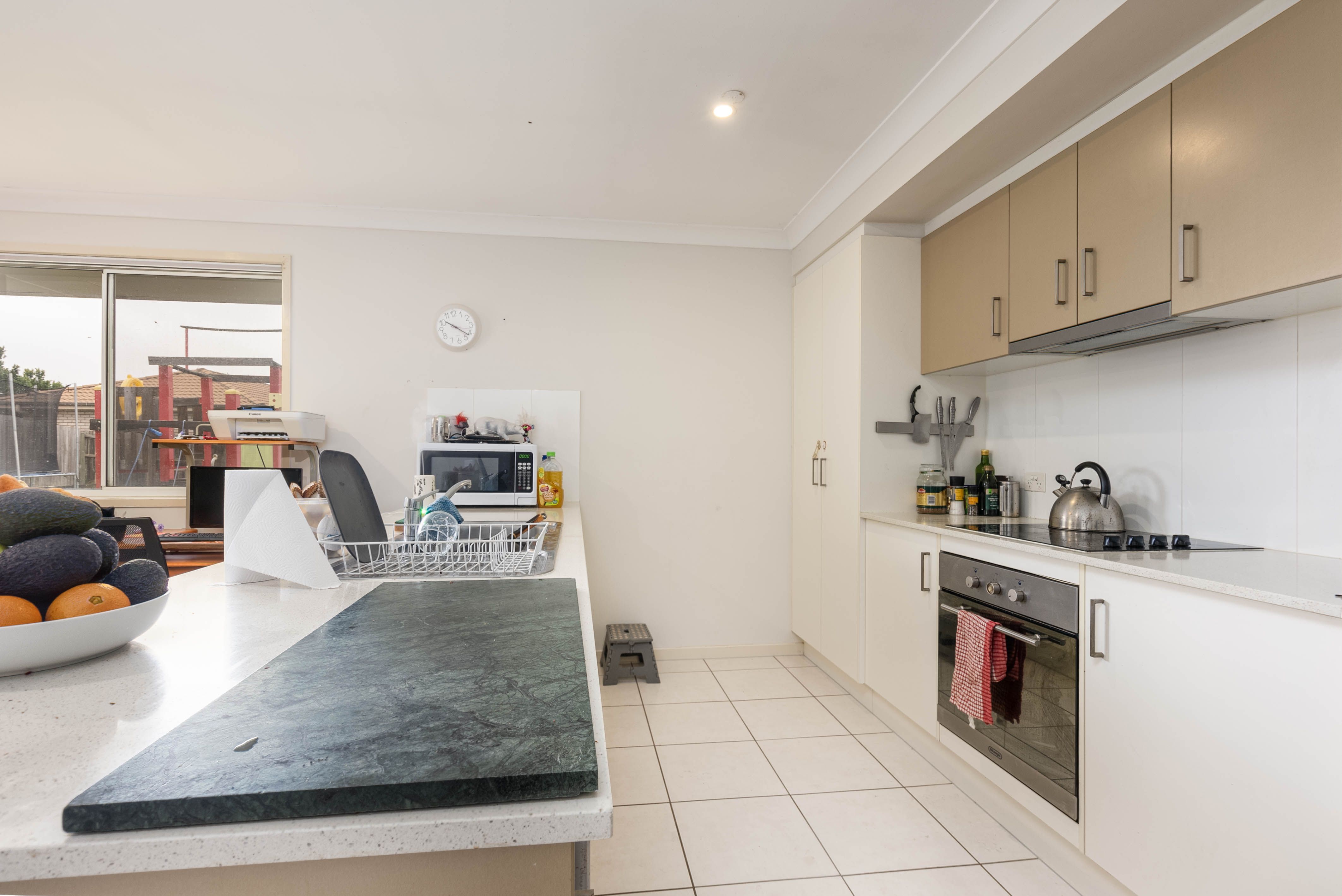 6 Spoonbill Court, Lowood, QLD 4311