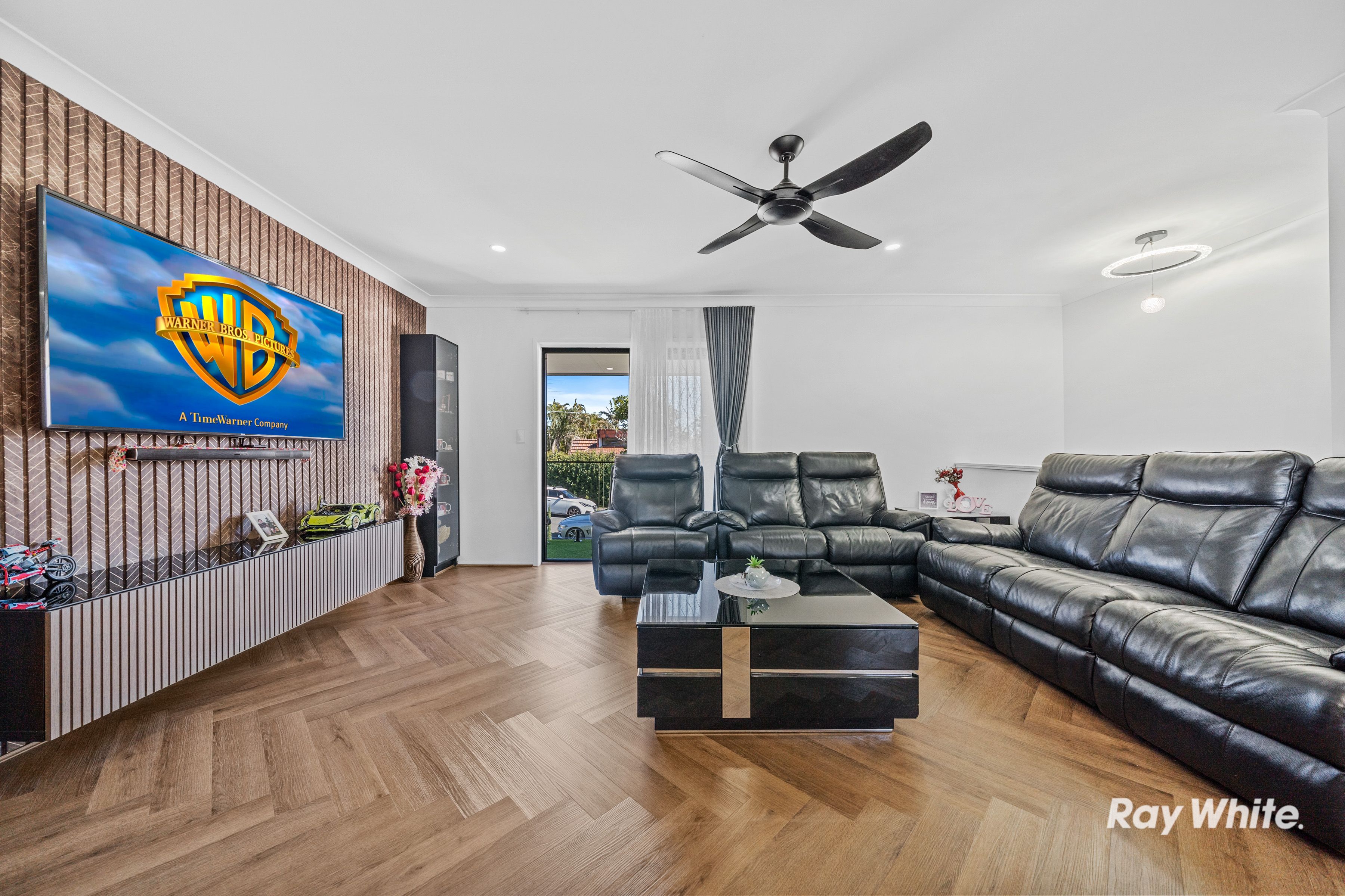 21 Westgate Avenue — photo 6 of 28