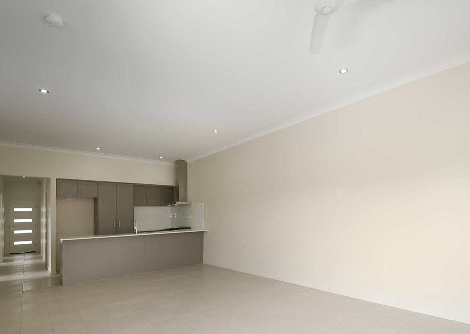 1/18 Navickas Circuit, Redbank Plains, QLD 4301