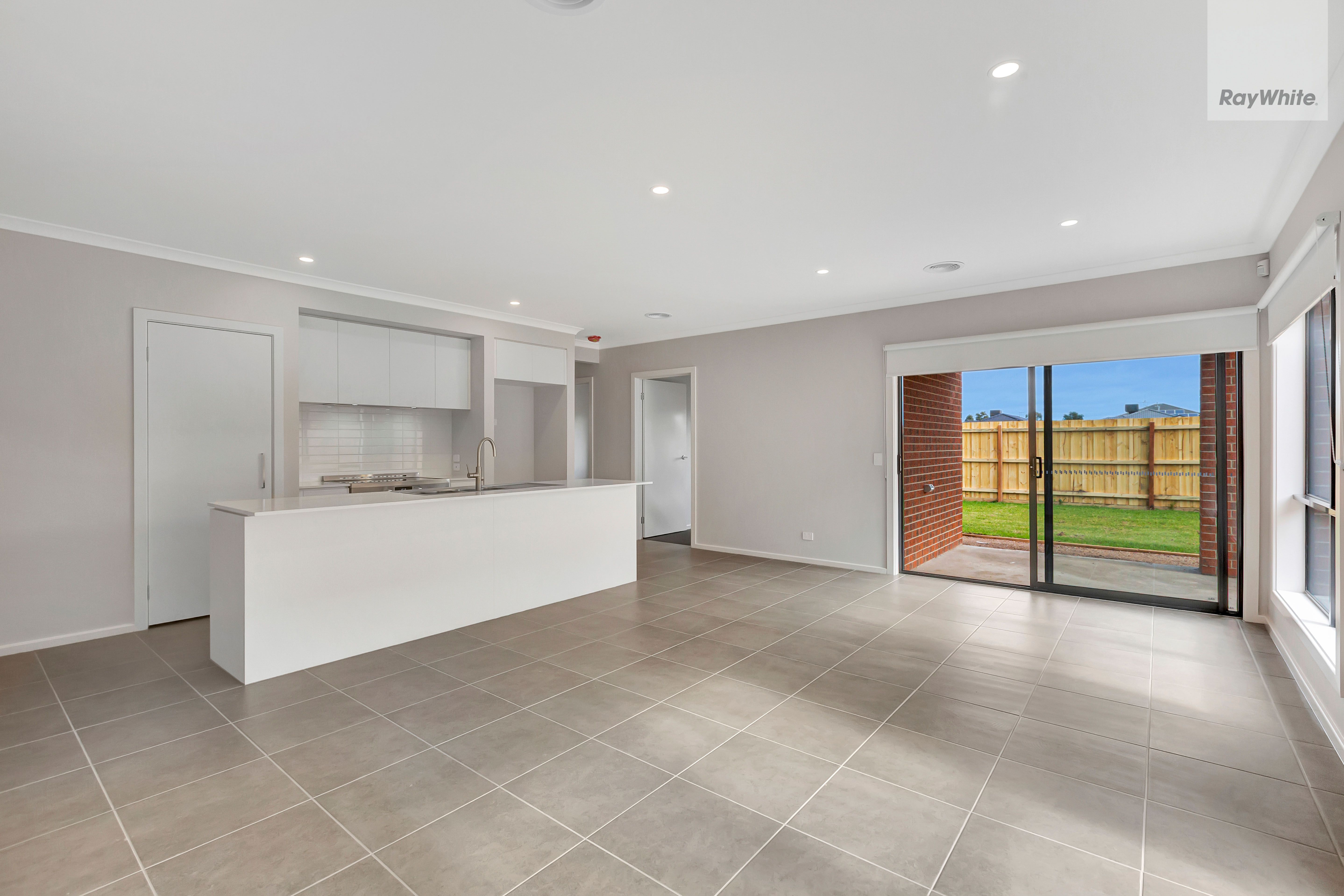 18 Hammer Street — photo 3 of 12