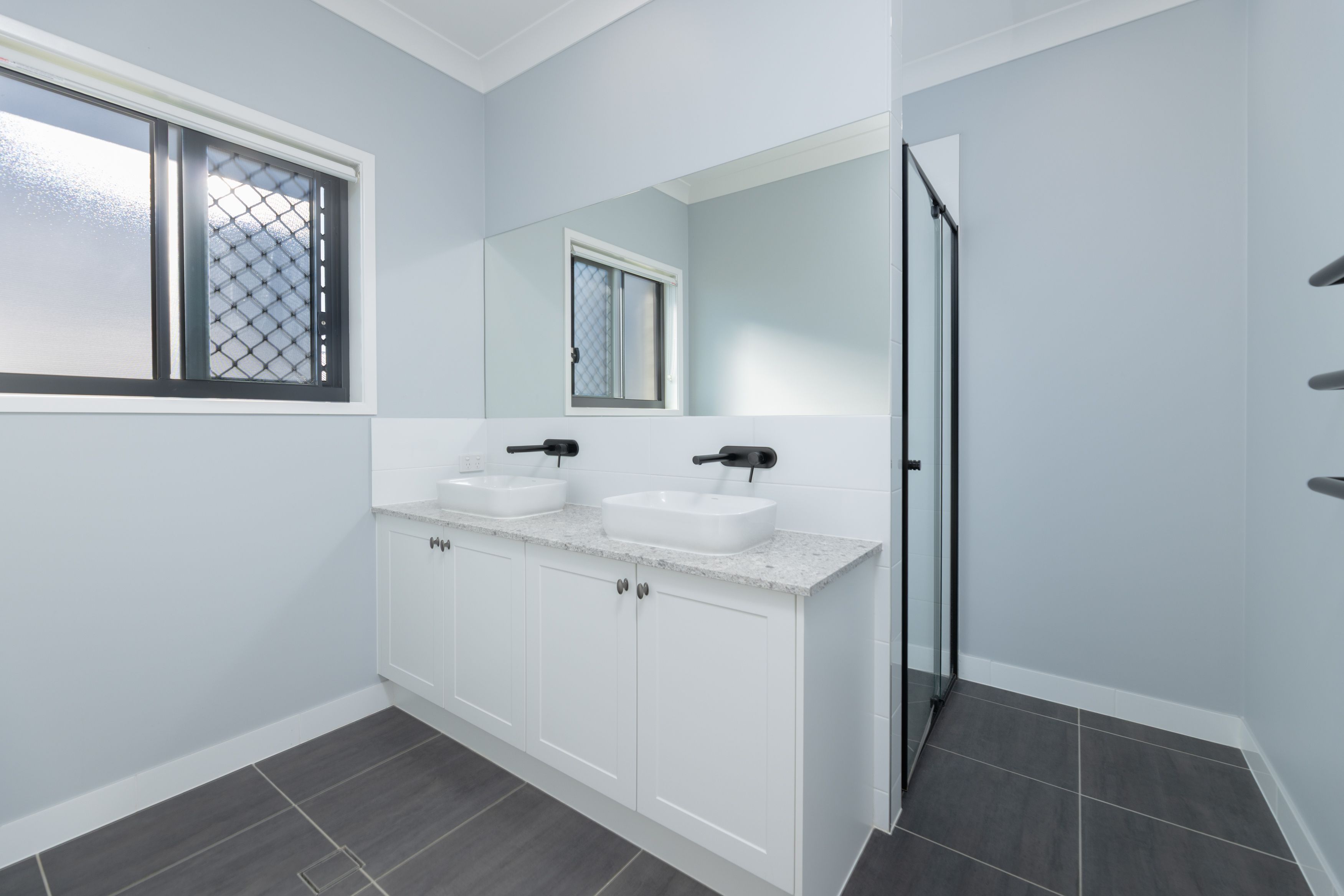 42 Peakview Drive — photo 7 of 9