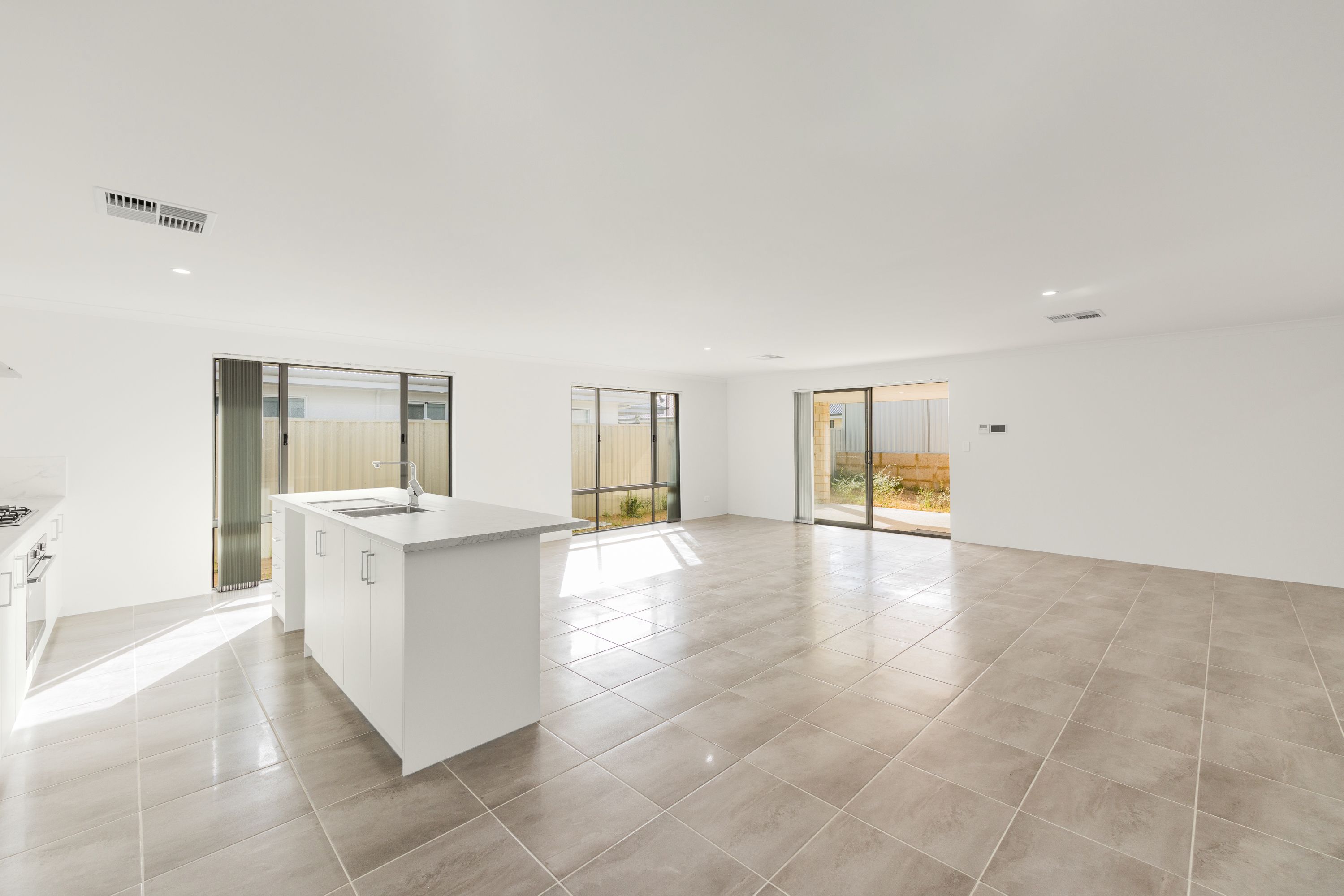 10 Cornelian Ave, — photo 6 of 12