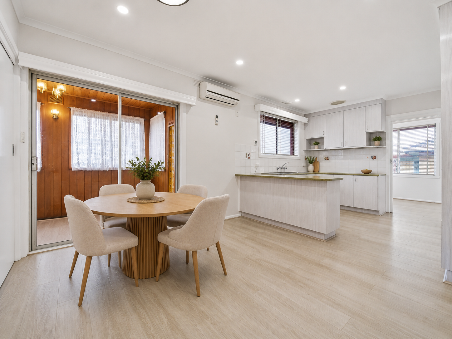 118 Kemp Street — photo 4 of 18