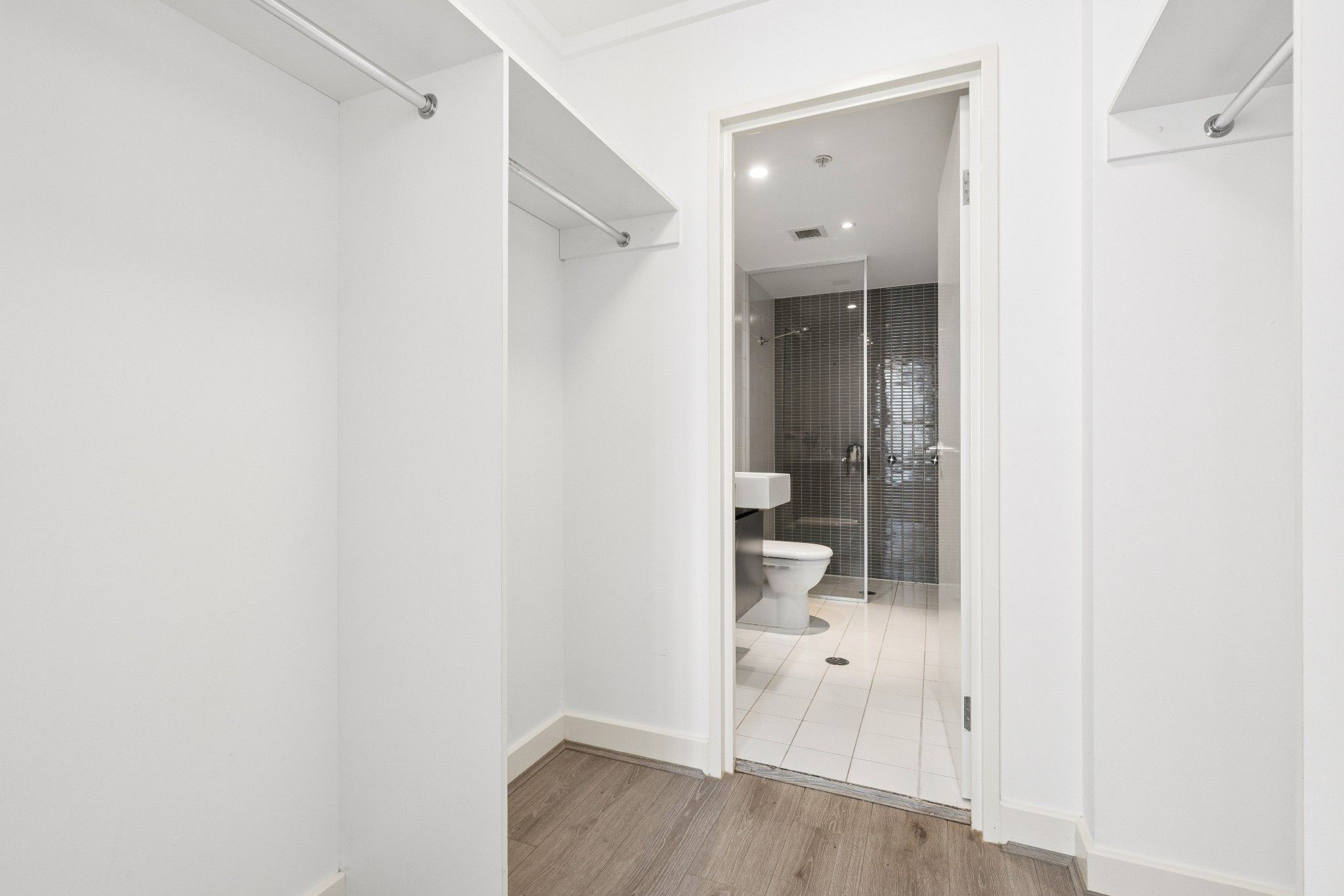 607/35A Arncliffe Street — photo 10 of 23