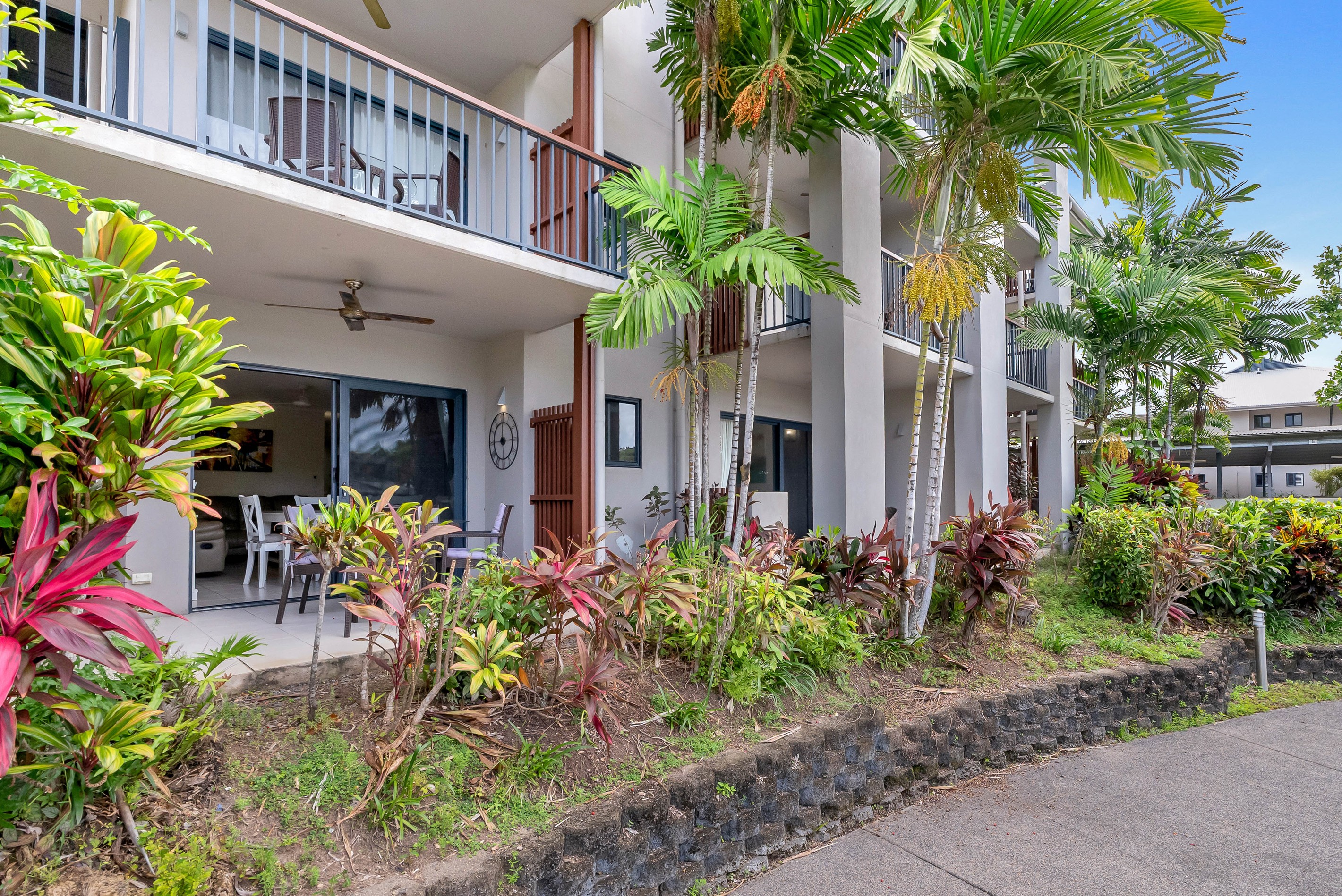 6/2-8 Blue Water Lane, Trinity Beach, QLD 4879