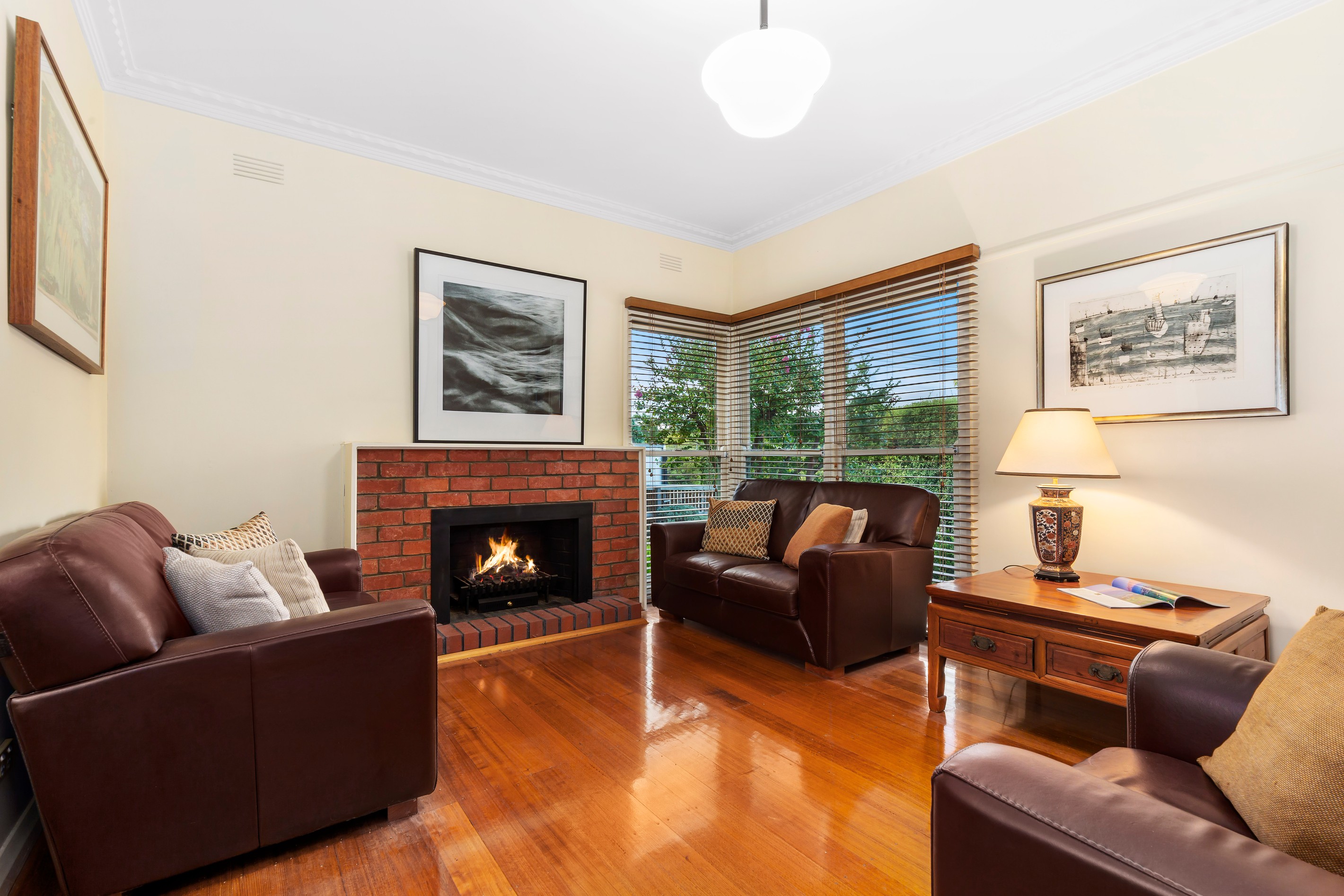 2 Greenbank Avenue, Box Hill South, VIC 3128