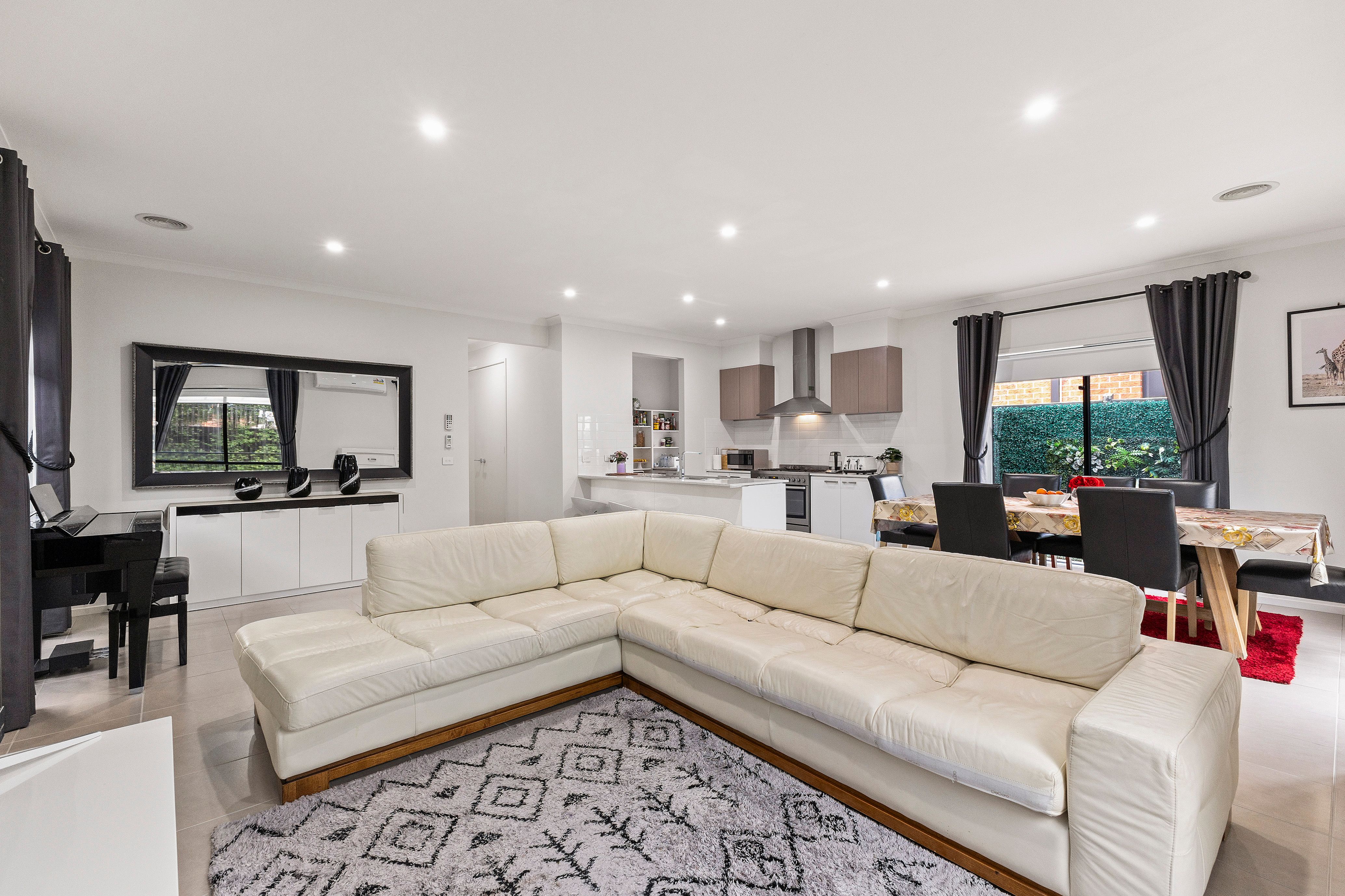 47 Splendour Circuit, Diggers Rest, VIC 3427