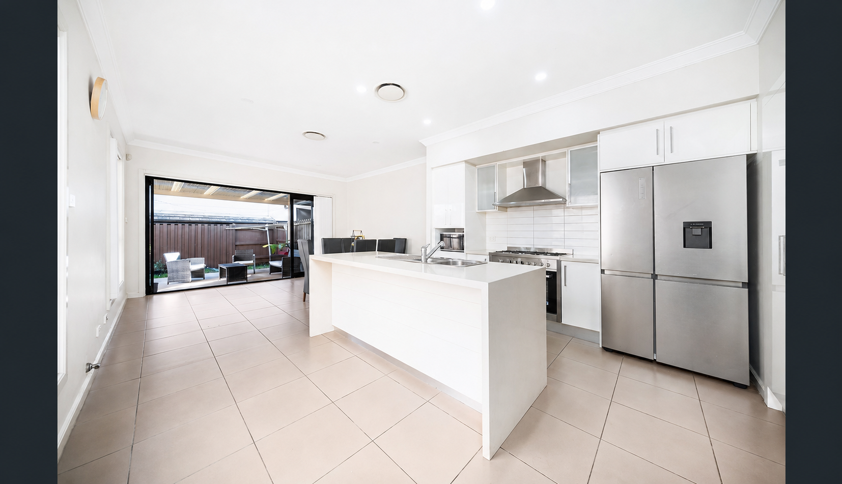 4 Widgeon Road, — photo 3 of 6