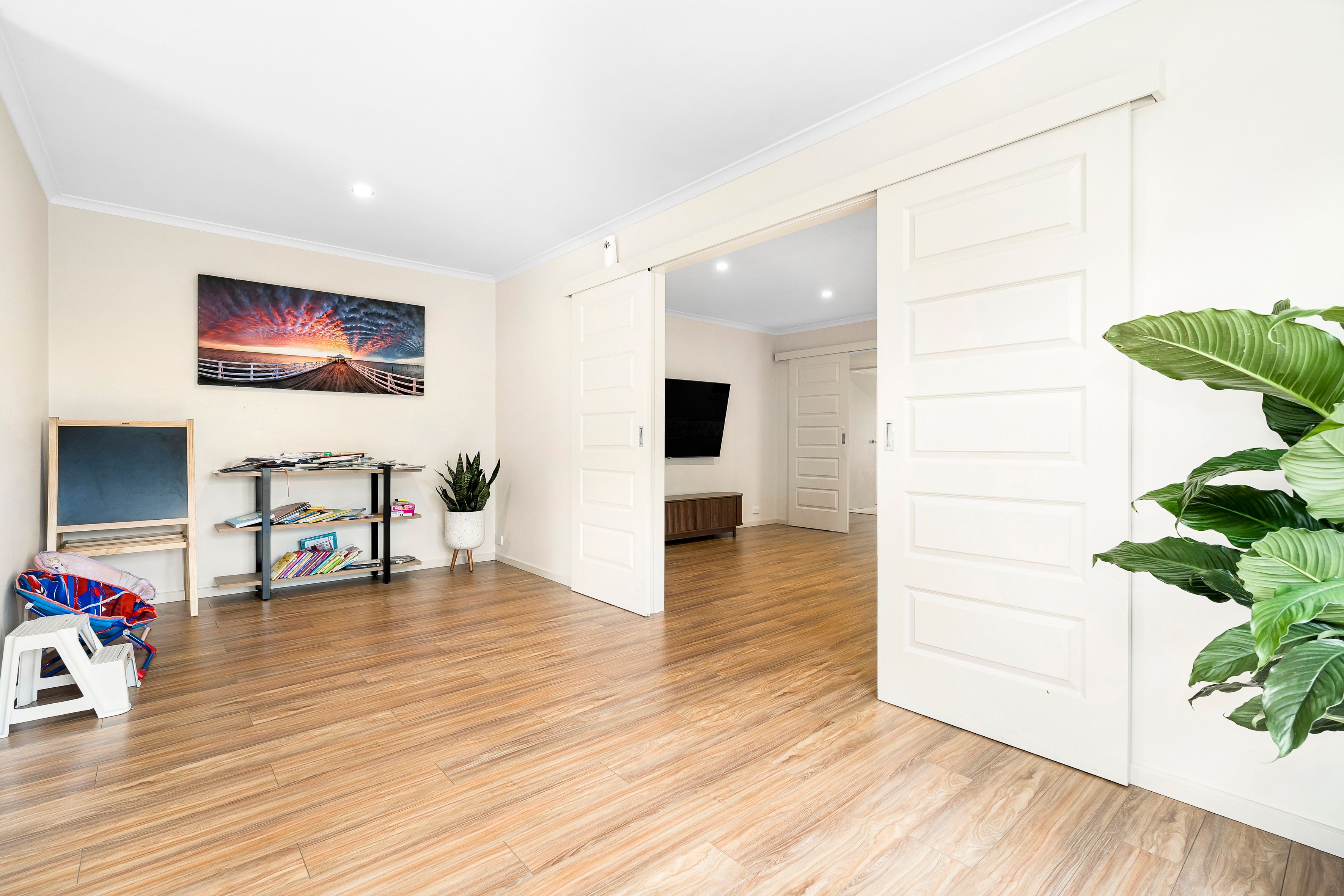 63-65 Rokewood Crescent — photo 19 of 30
