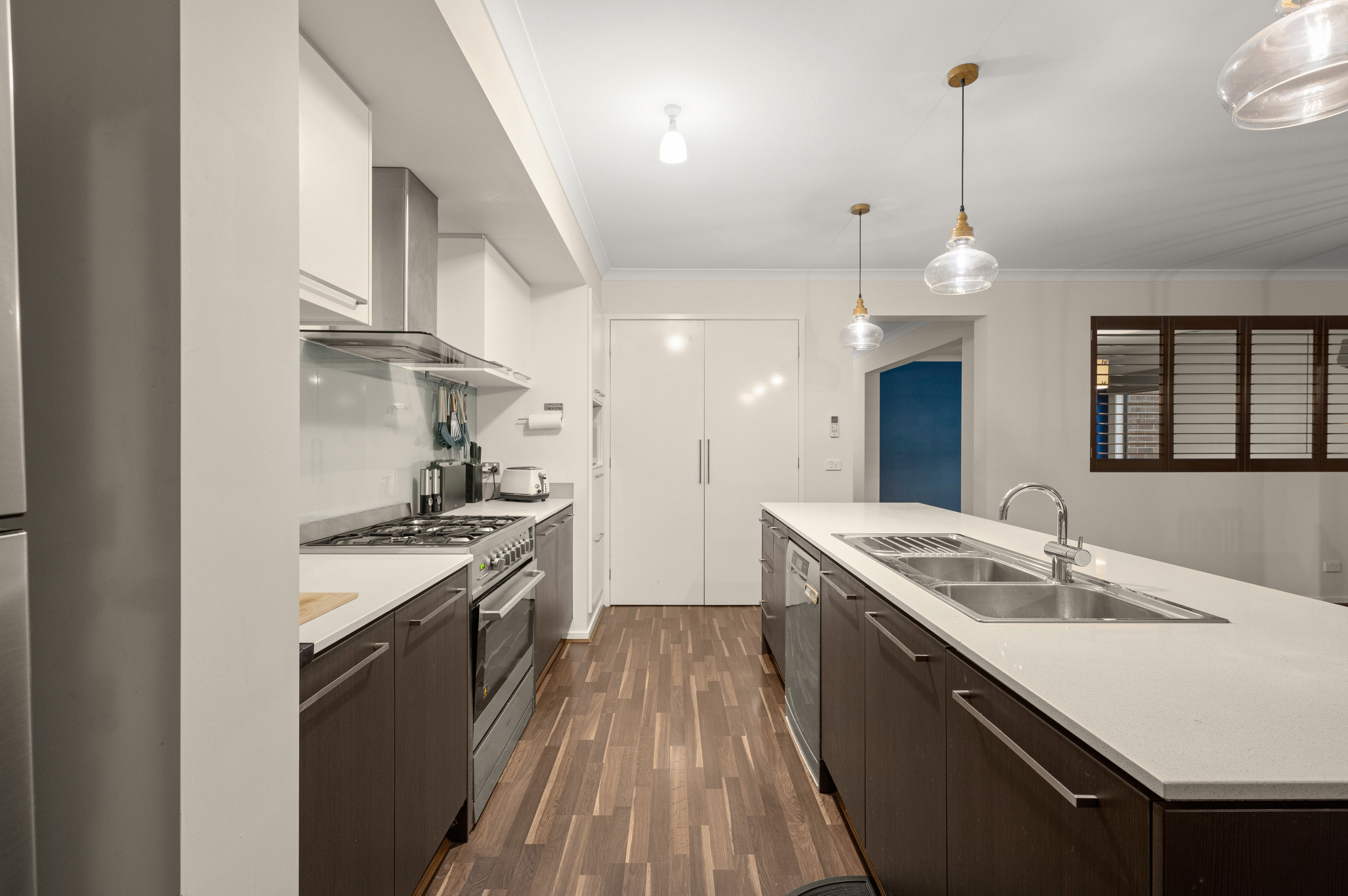 84 Windermere Boulevard — photo 5 of 30