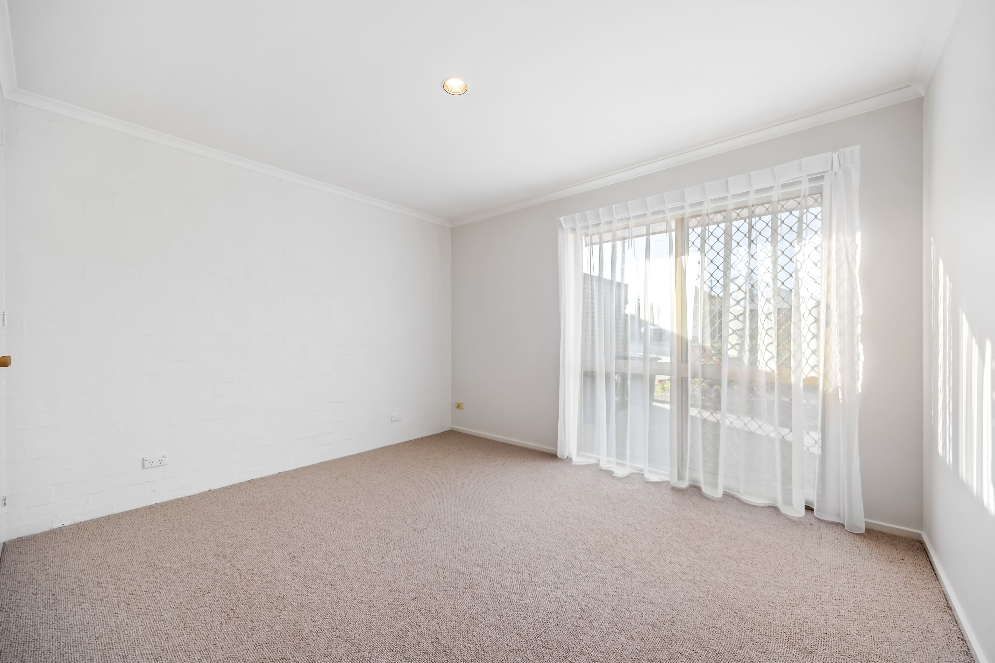 8 Banksia Street — photo 9 of 21