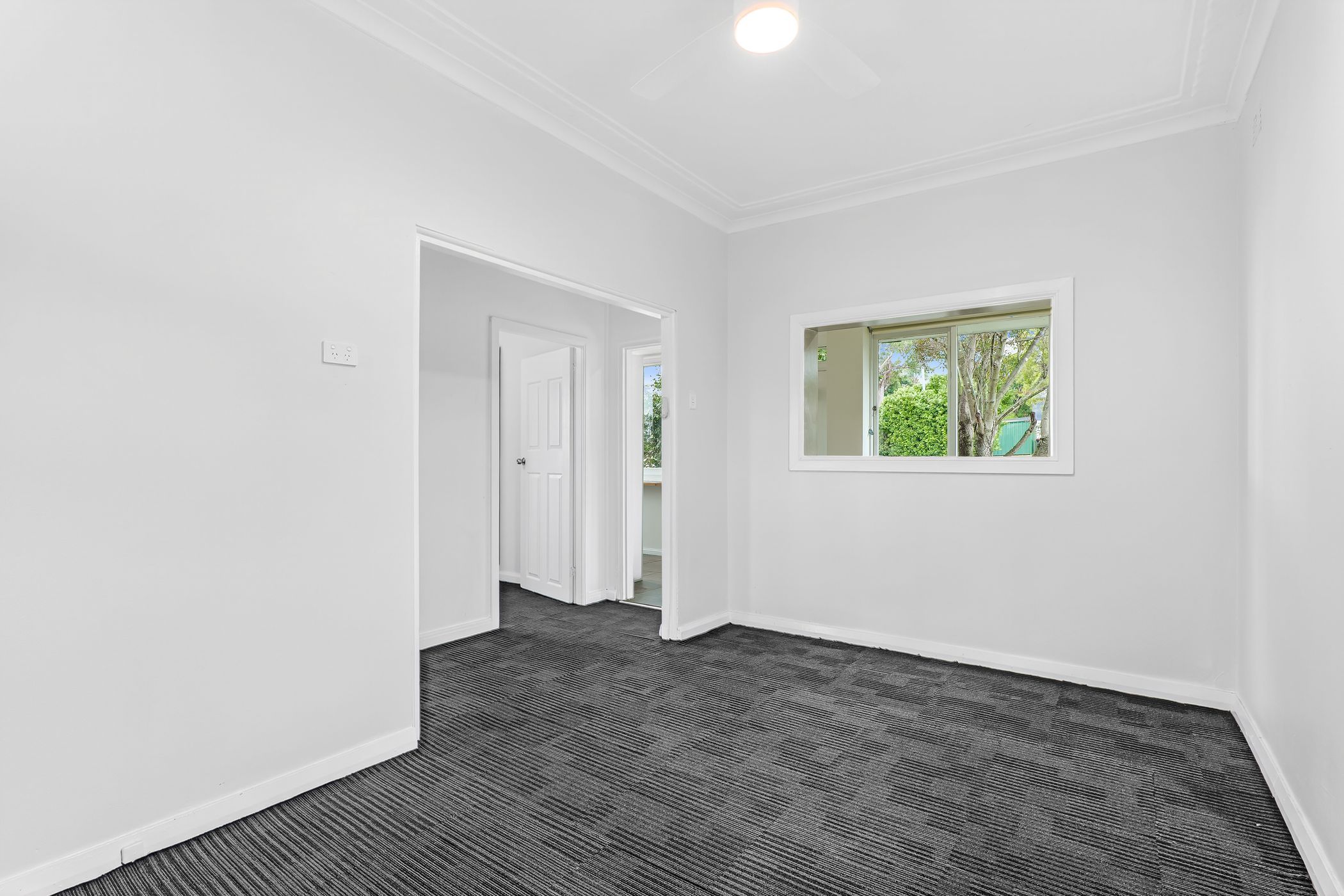 24 Grose Vale Road — photo 4 of 6