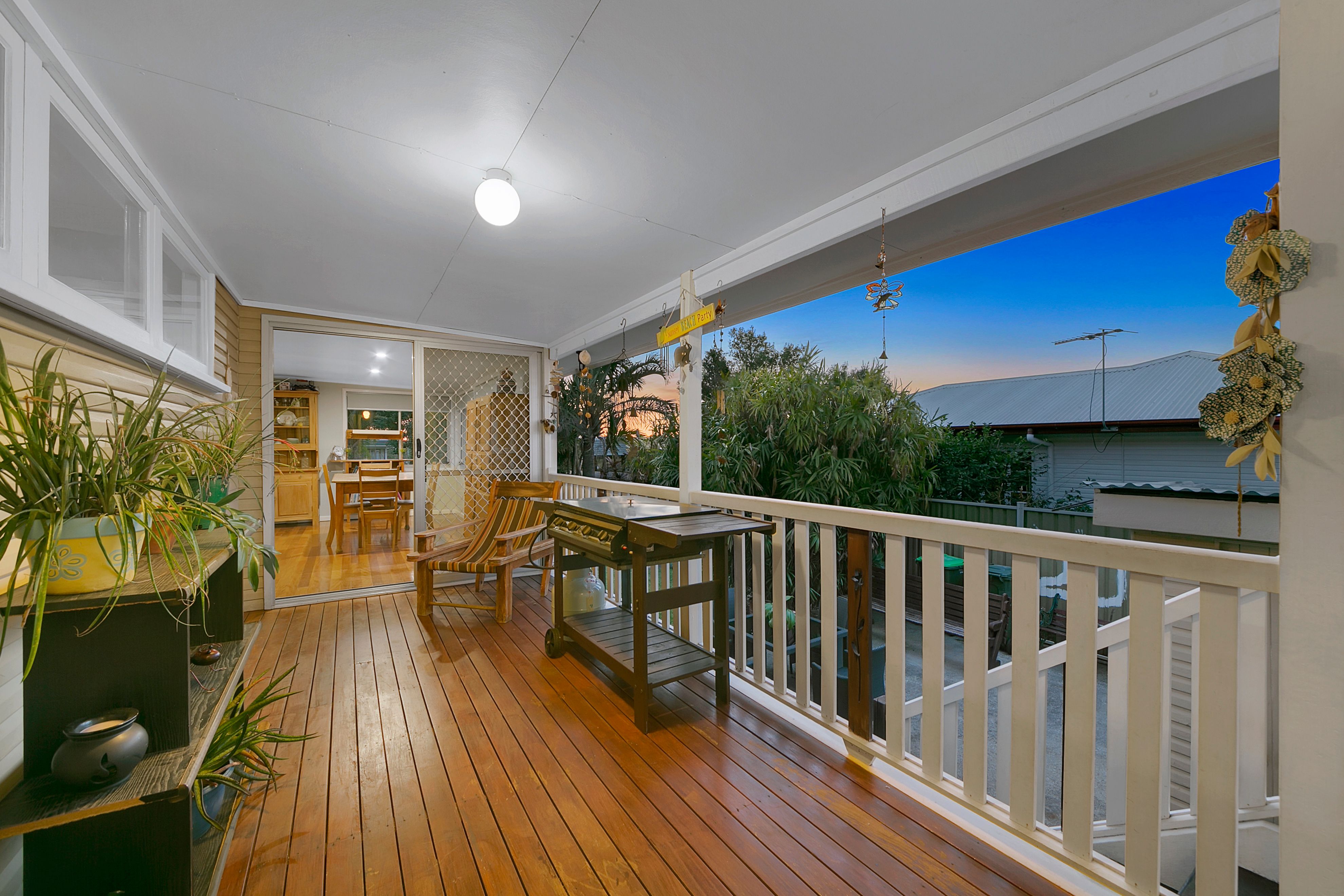 83 Lutzow Street, Tarragindi, QLD 4121