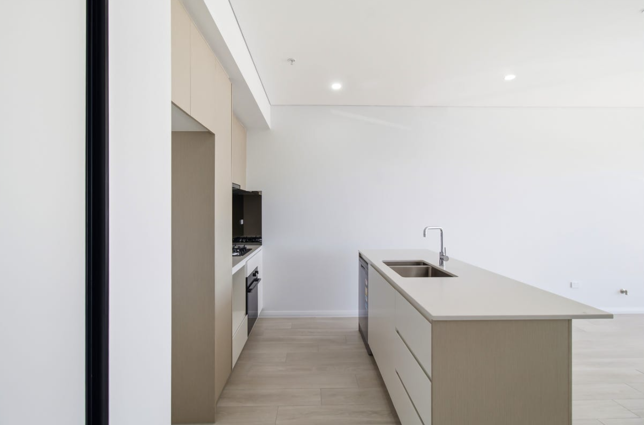 201/20A Hasluck Street — photo 4 of 7