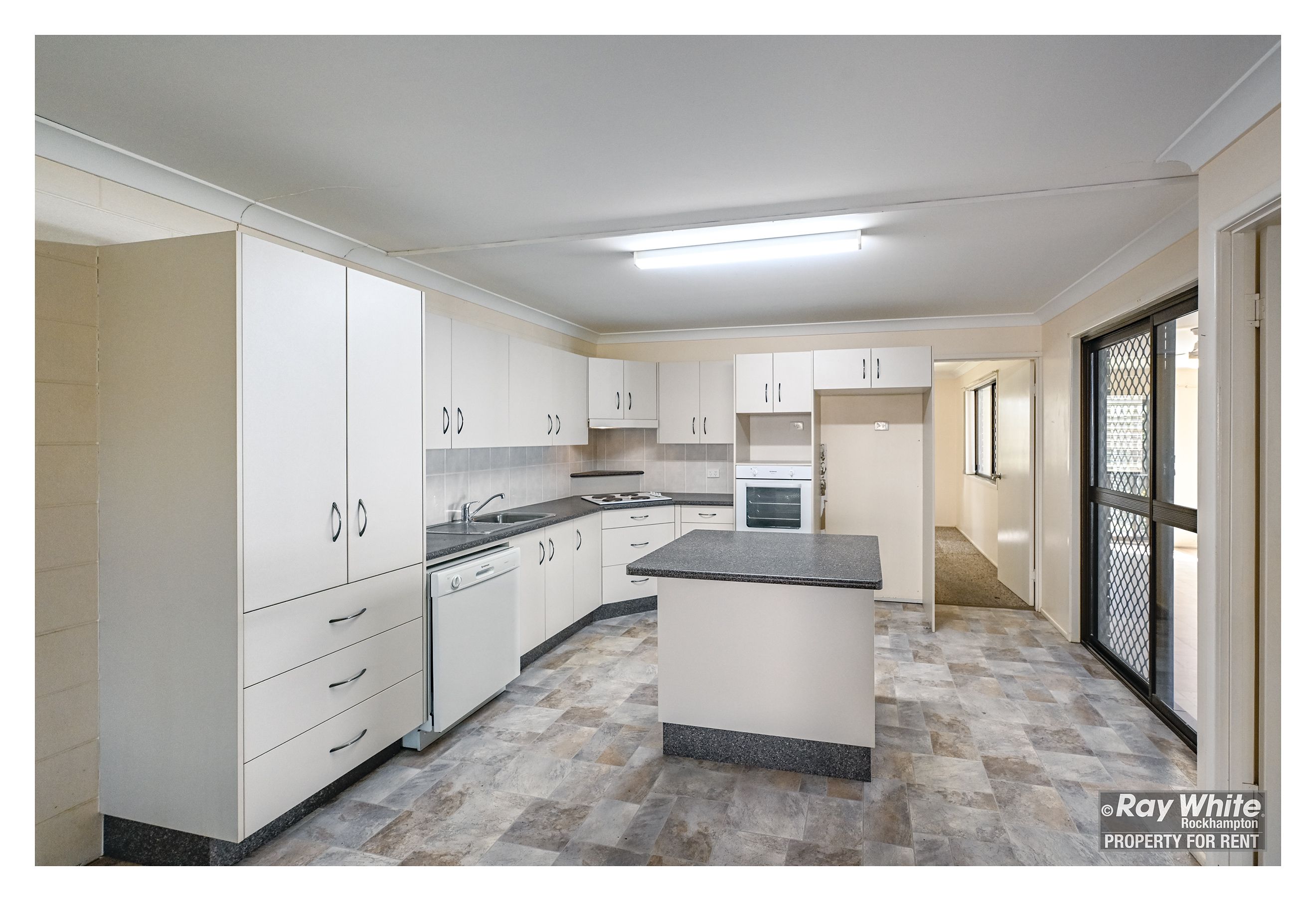 1/382 Richardson Road, Norman Gardens, QLD 4701