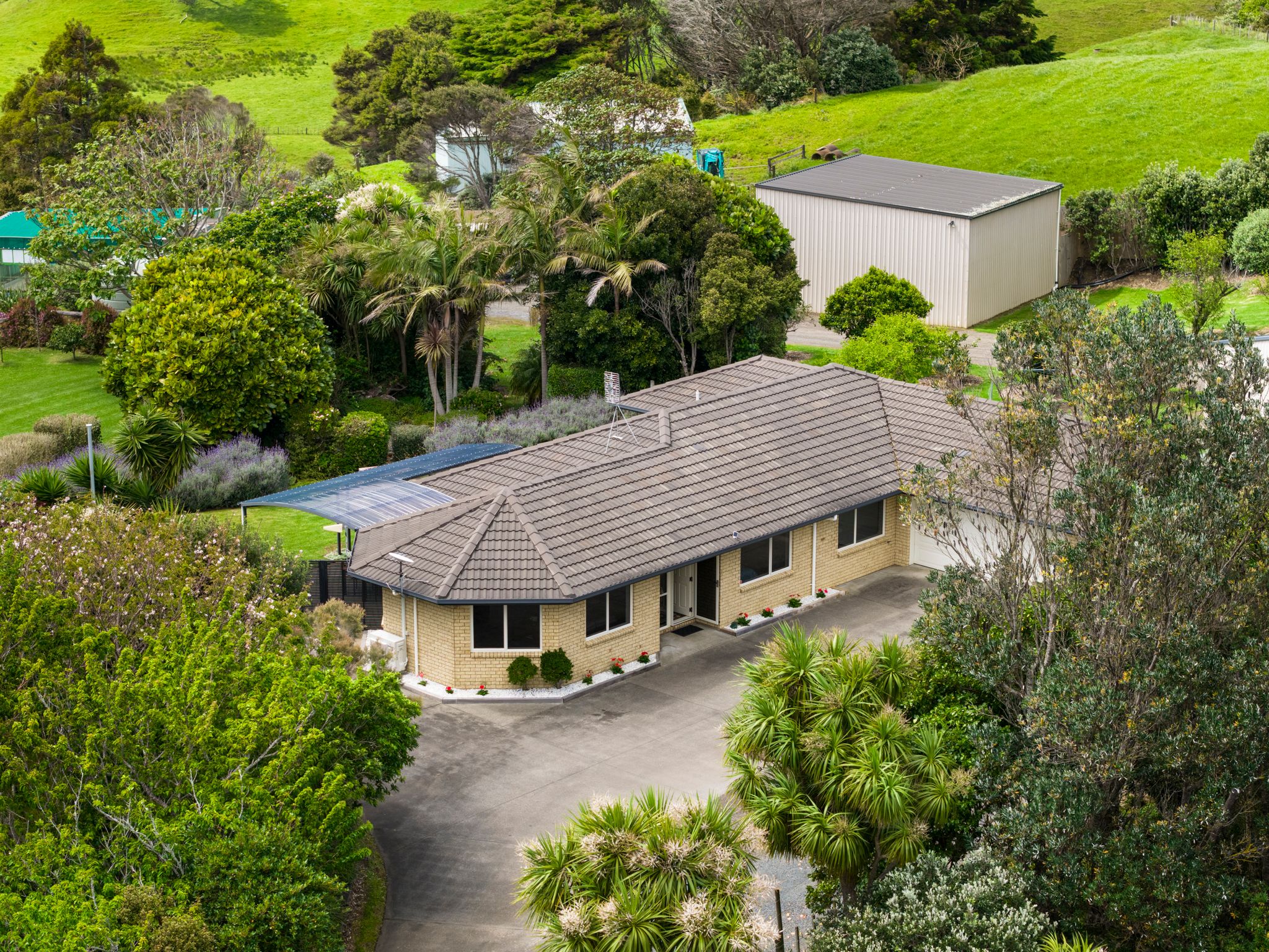 443 Lees Gully Road, Pollok, Franklin