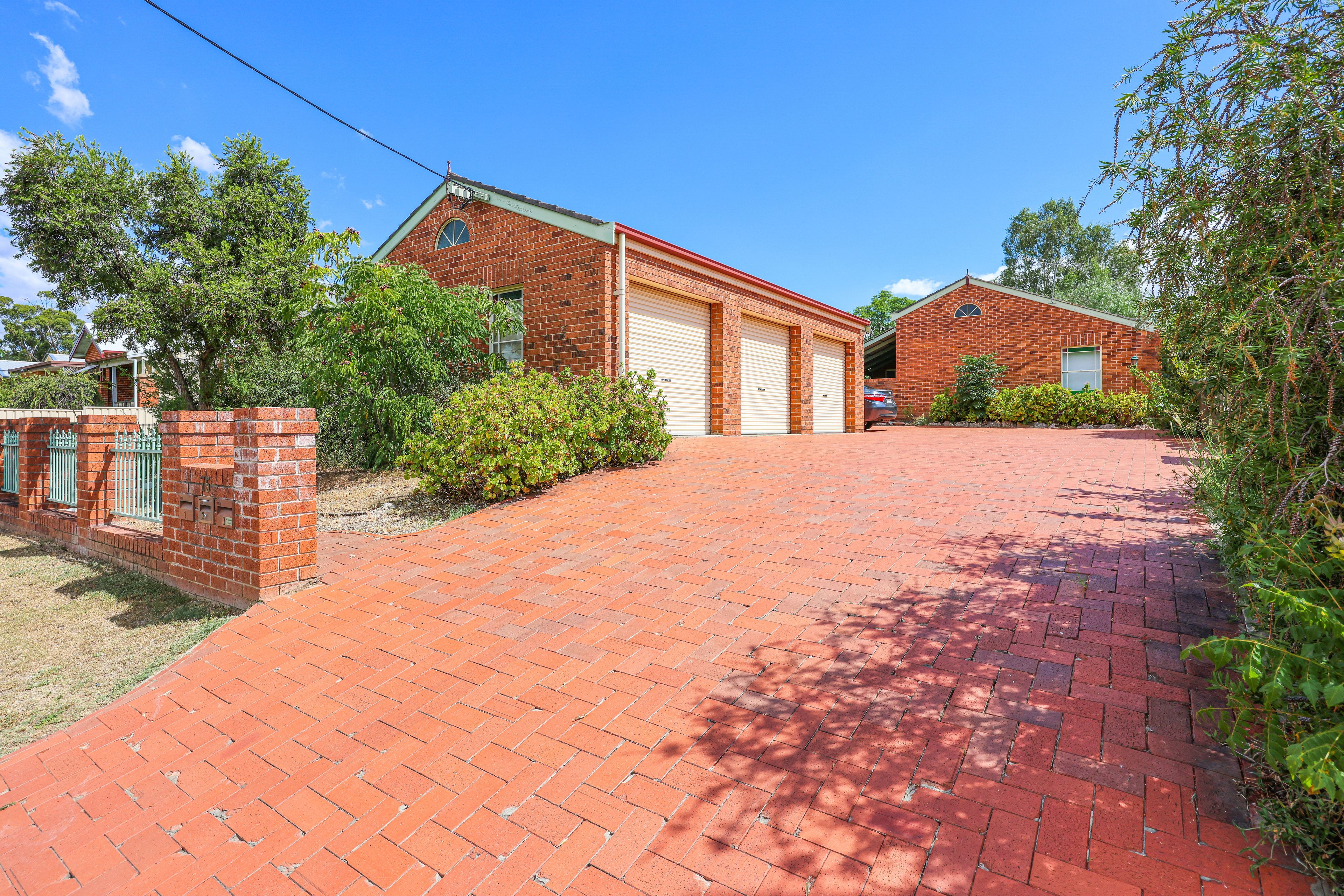 2/75 Denne Street, Tamworth, NSW 2340 House for Sale Ray White Tamworth