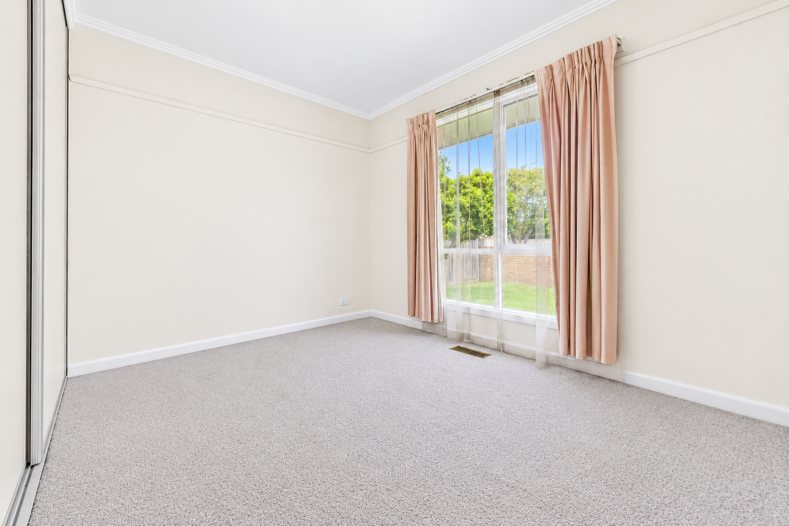 37 Studley Street — photo 14 of 20