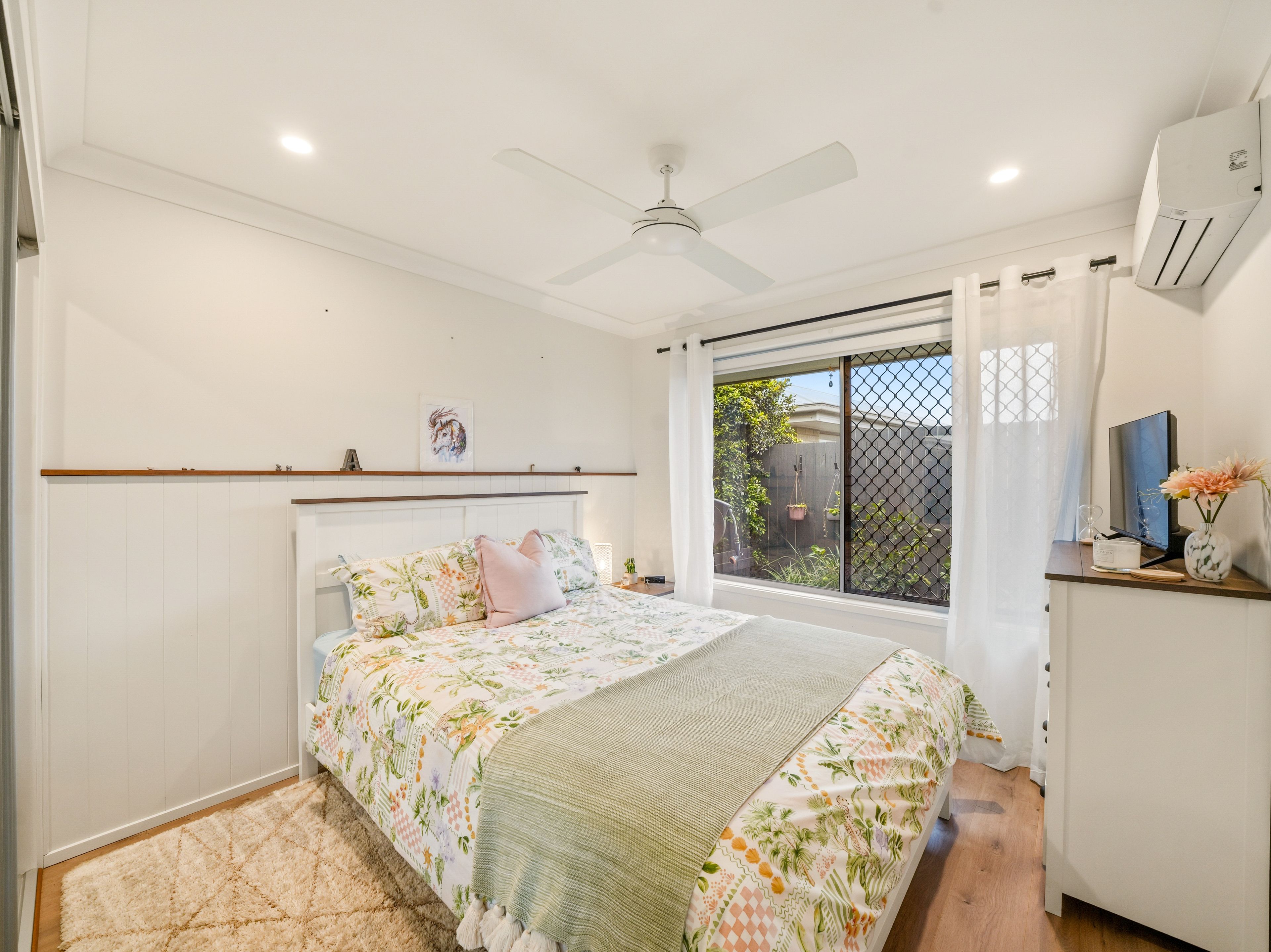 54 Emerald Street — photo 13 of 25