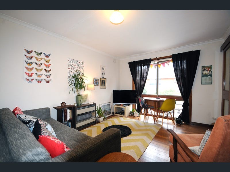 2/7 Stuart Street, Noble Park, VIC 3174