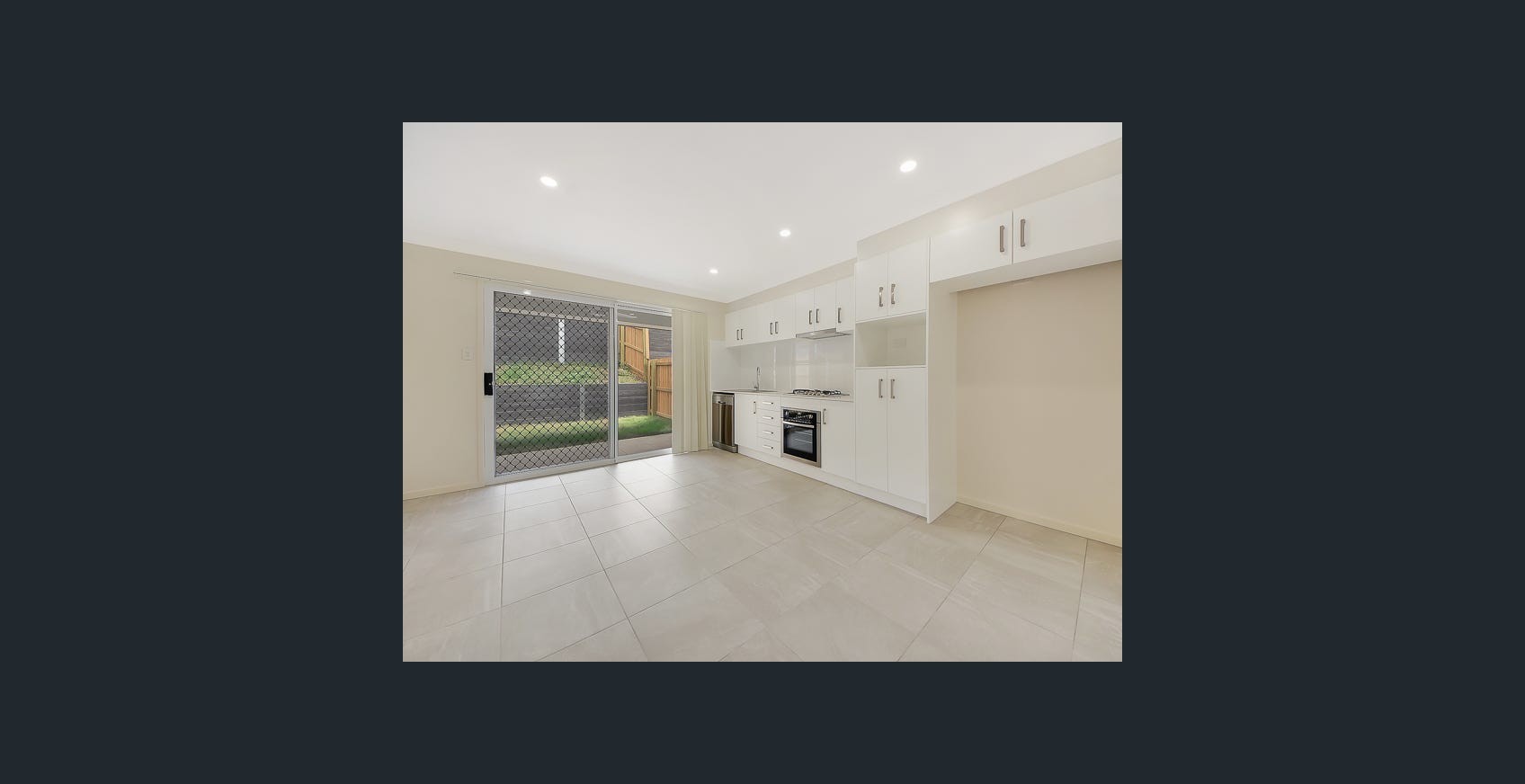 2/37 Wyperfeld, South Ripley, QLD 4306