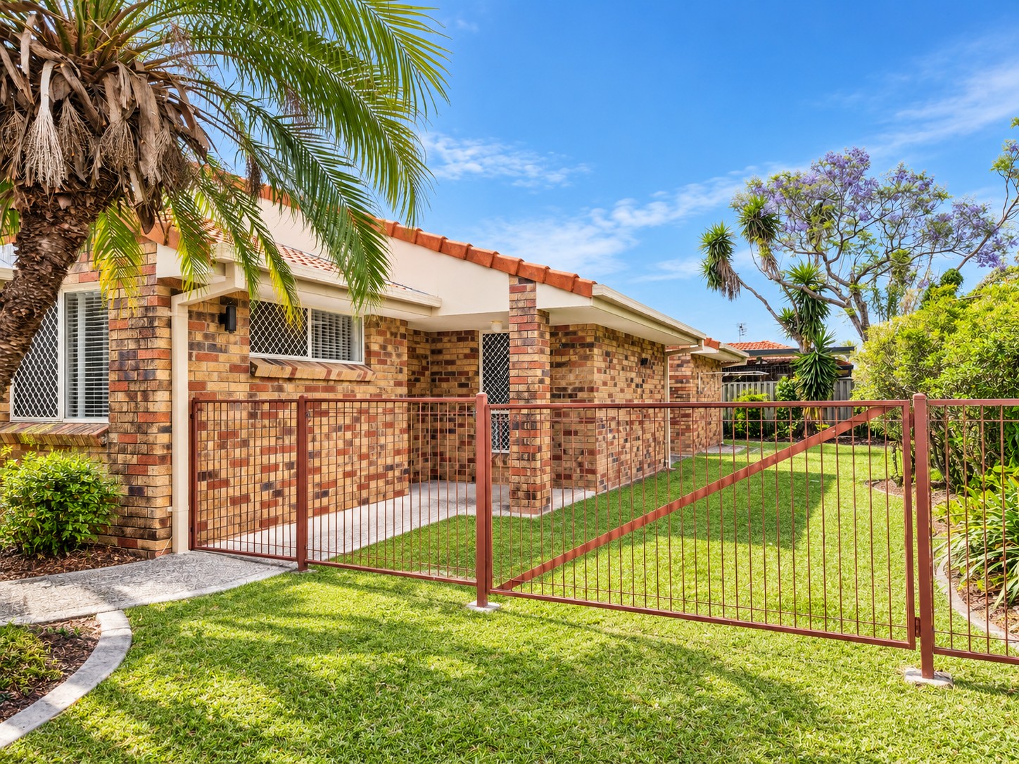 10 Lolita Court, Varsity Lakes, QLD 4227