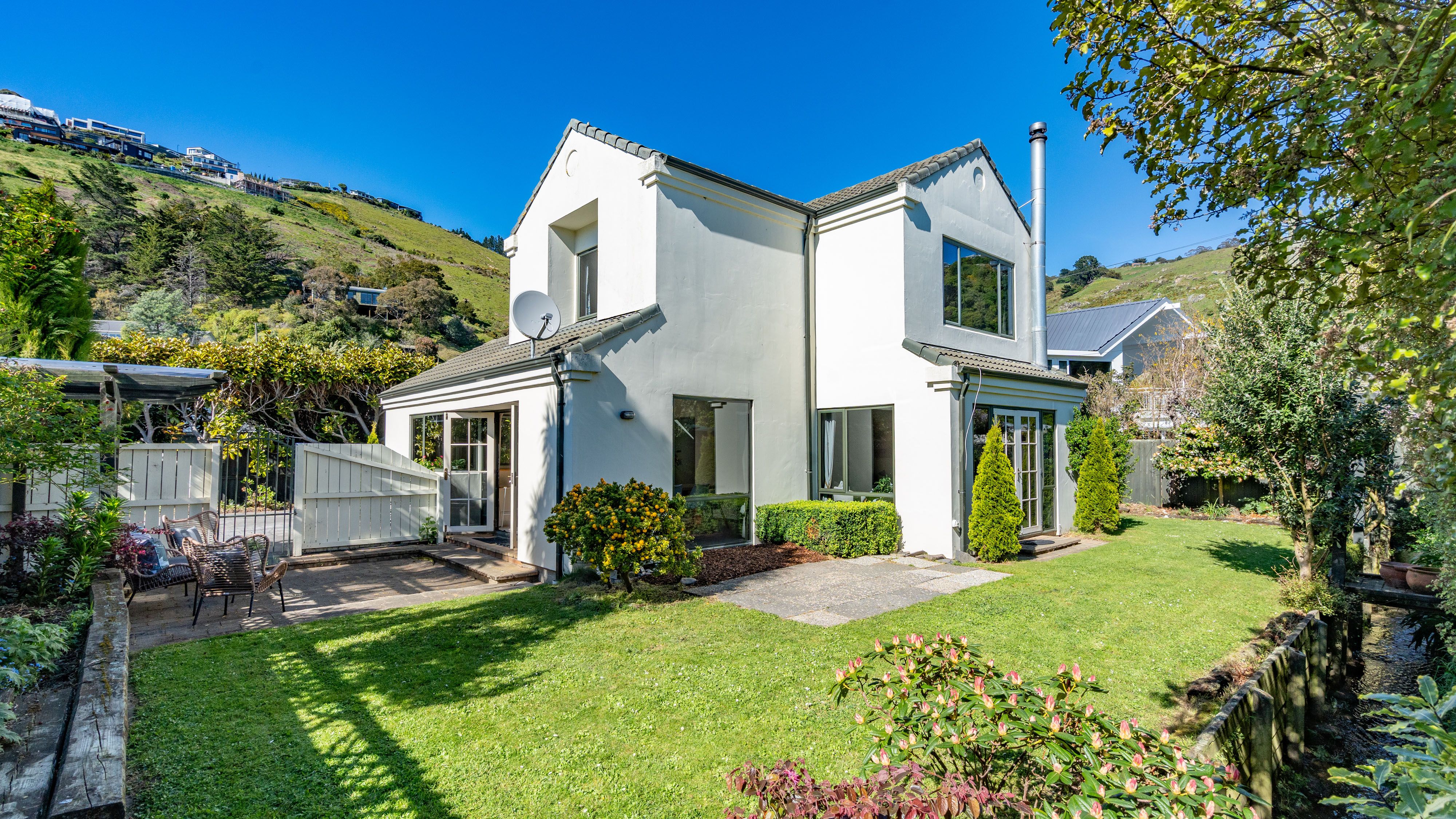 48A Bay View Road, Redcliffs, Christchurch City 8081 - Sold House - Ray ...