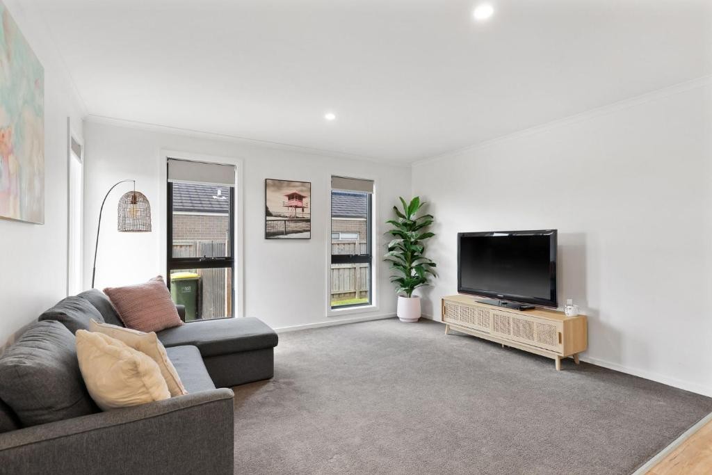 111 Pembrey Loop, Cowes, VIC 3922