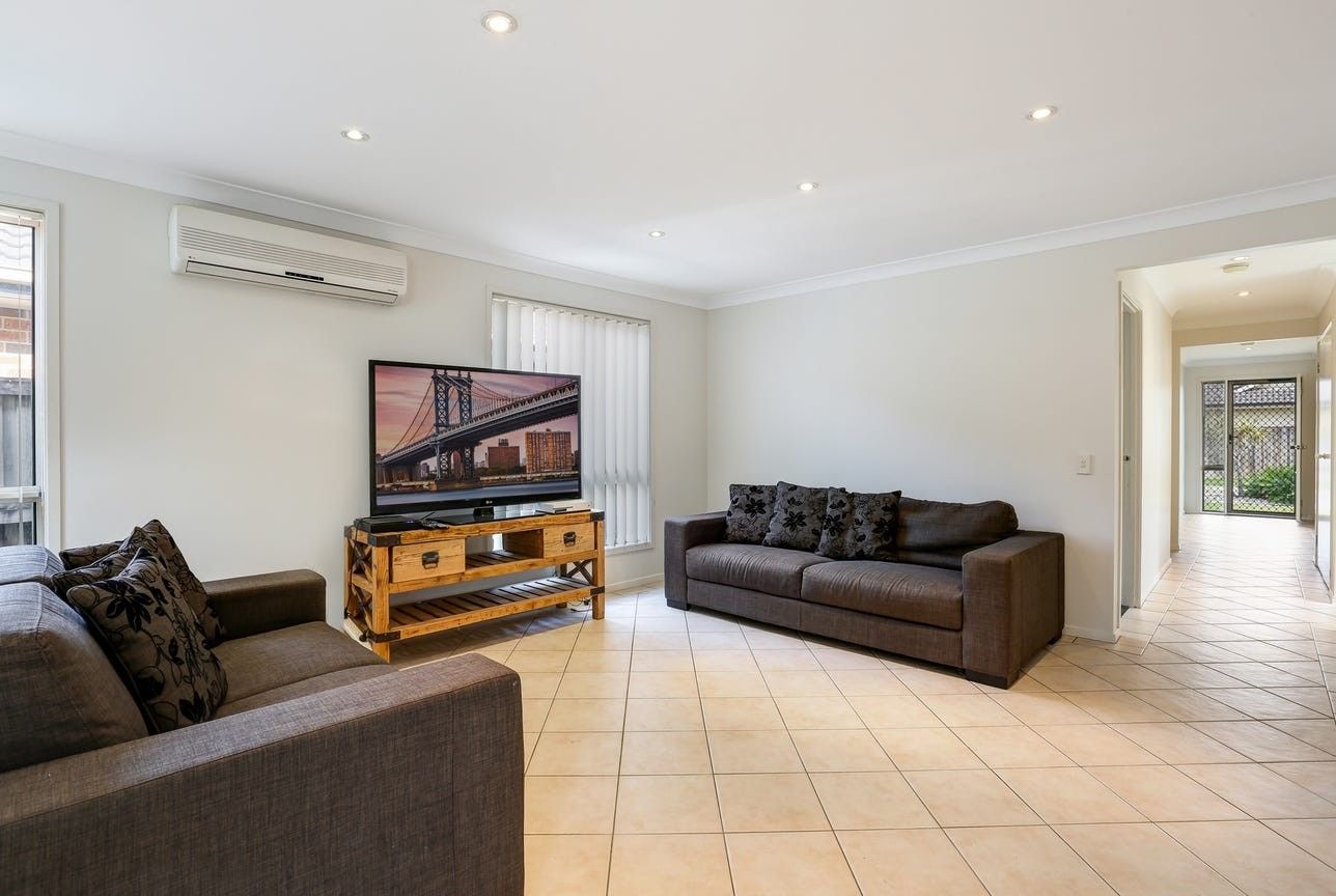 3 Oakwood Place, Horsley, NSW 2530