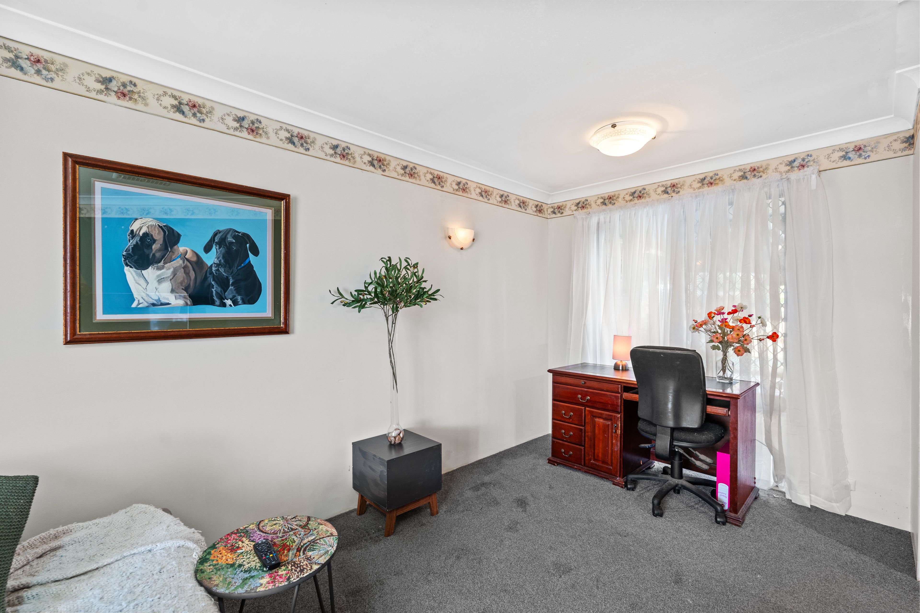18 DURACK Crescent — photo 14 of 23