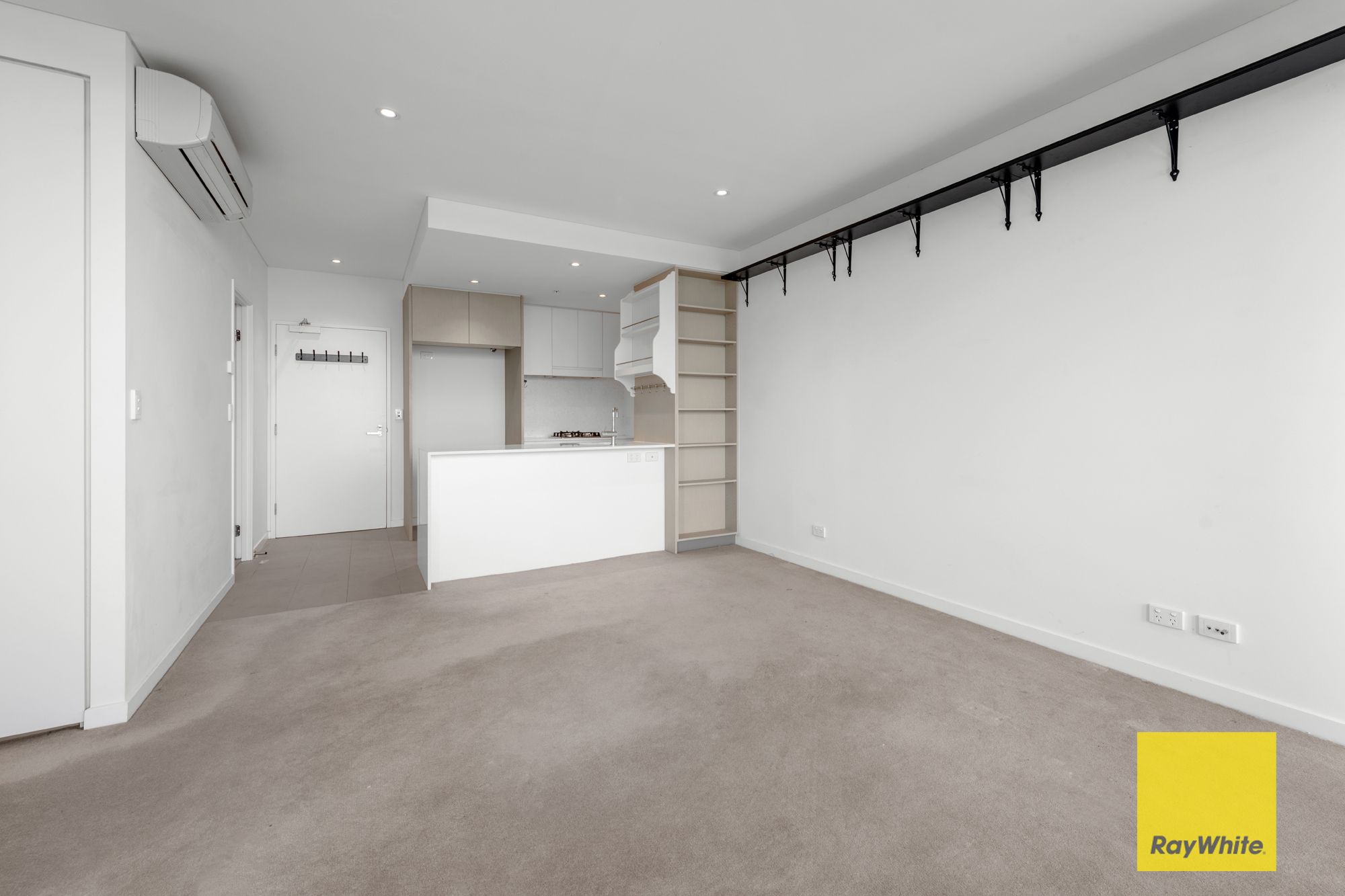 10811/320 Macarthur Avenue, Hamilton, QLD 4007 Apartment for Rent